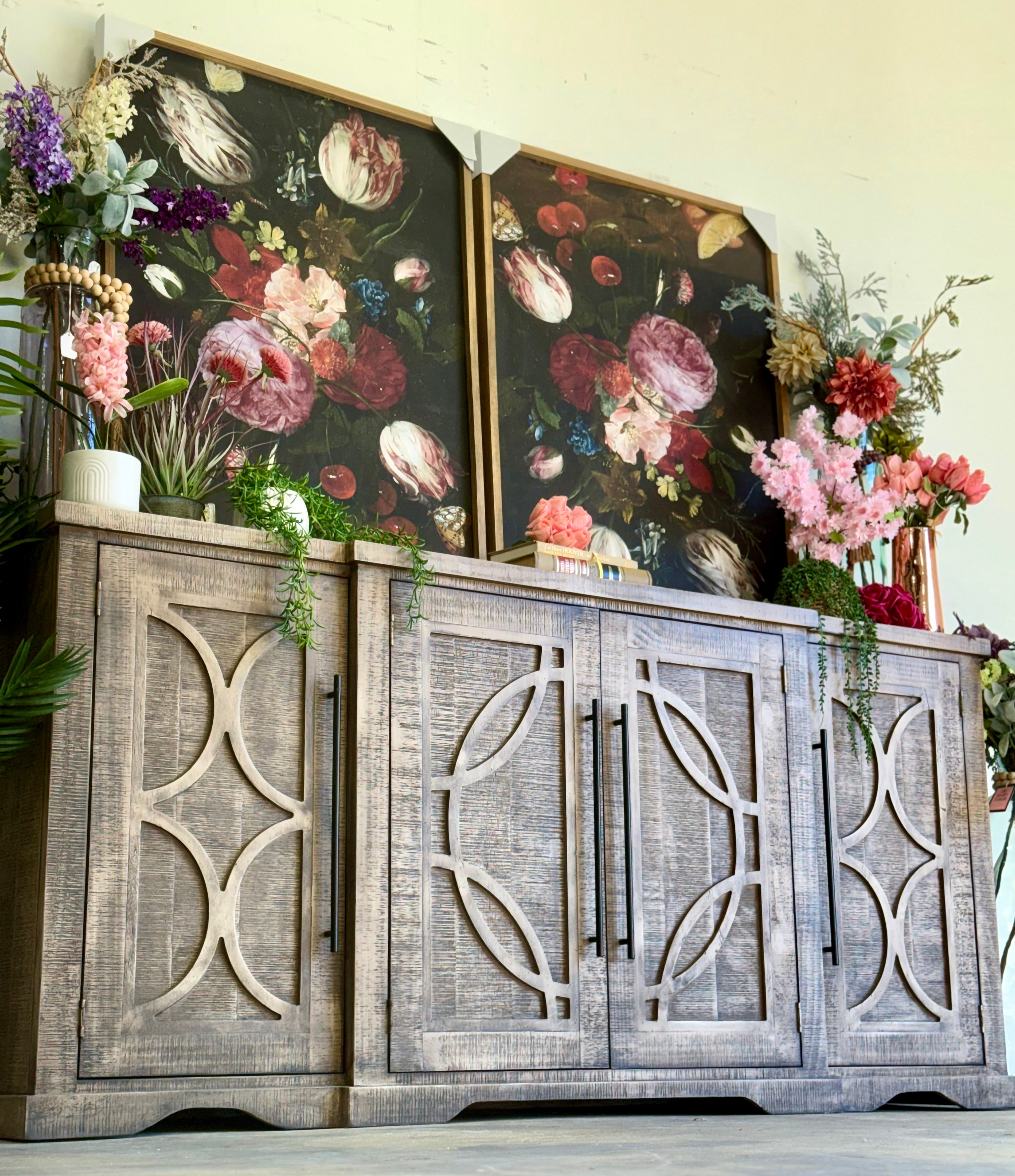 Circle Door Console-Sandstone