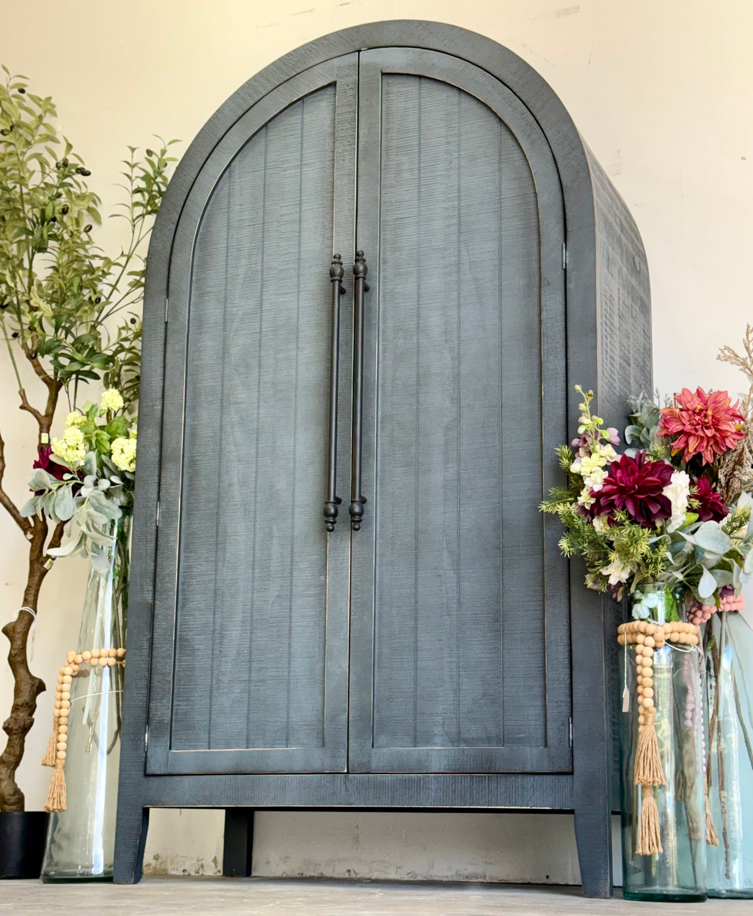 Georgia Domed Vitrine- Blue Haze™