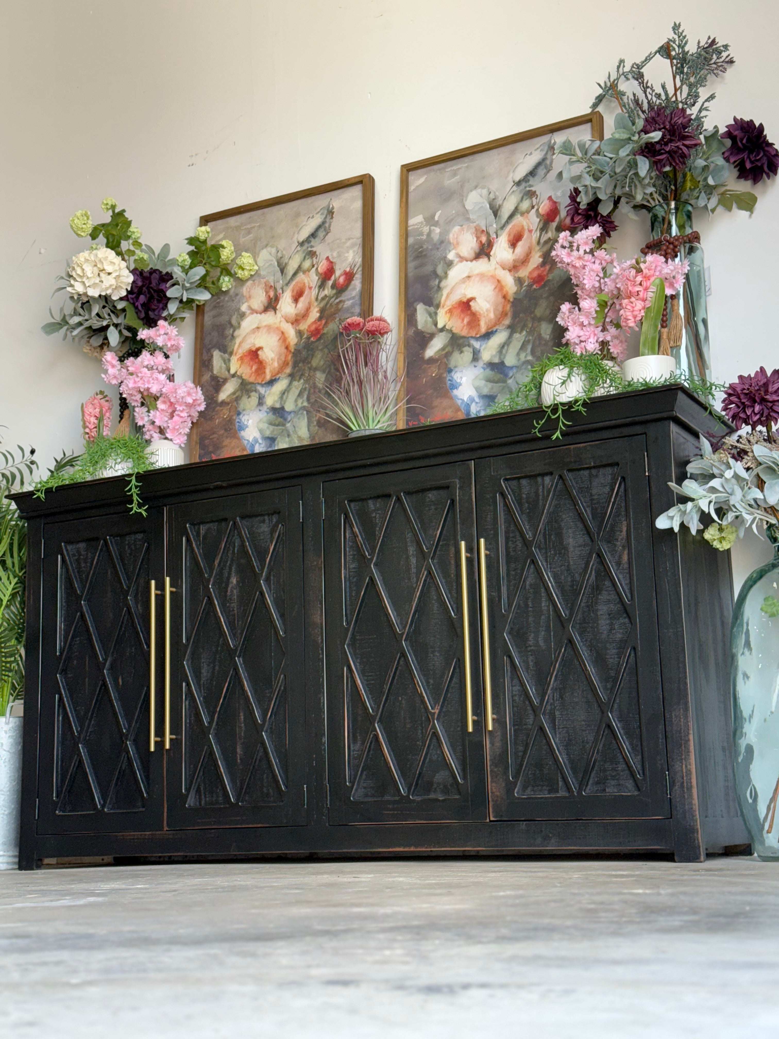 Grace 4 Door-Handrubbed Black/Gold