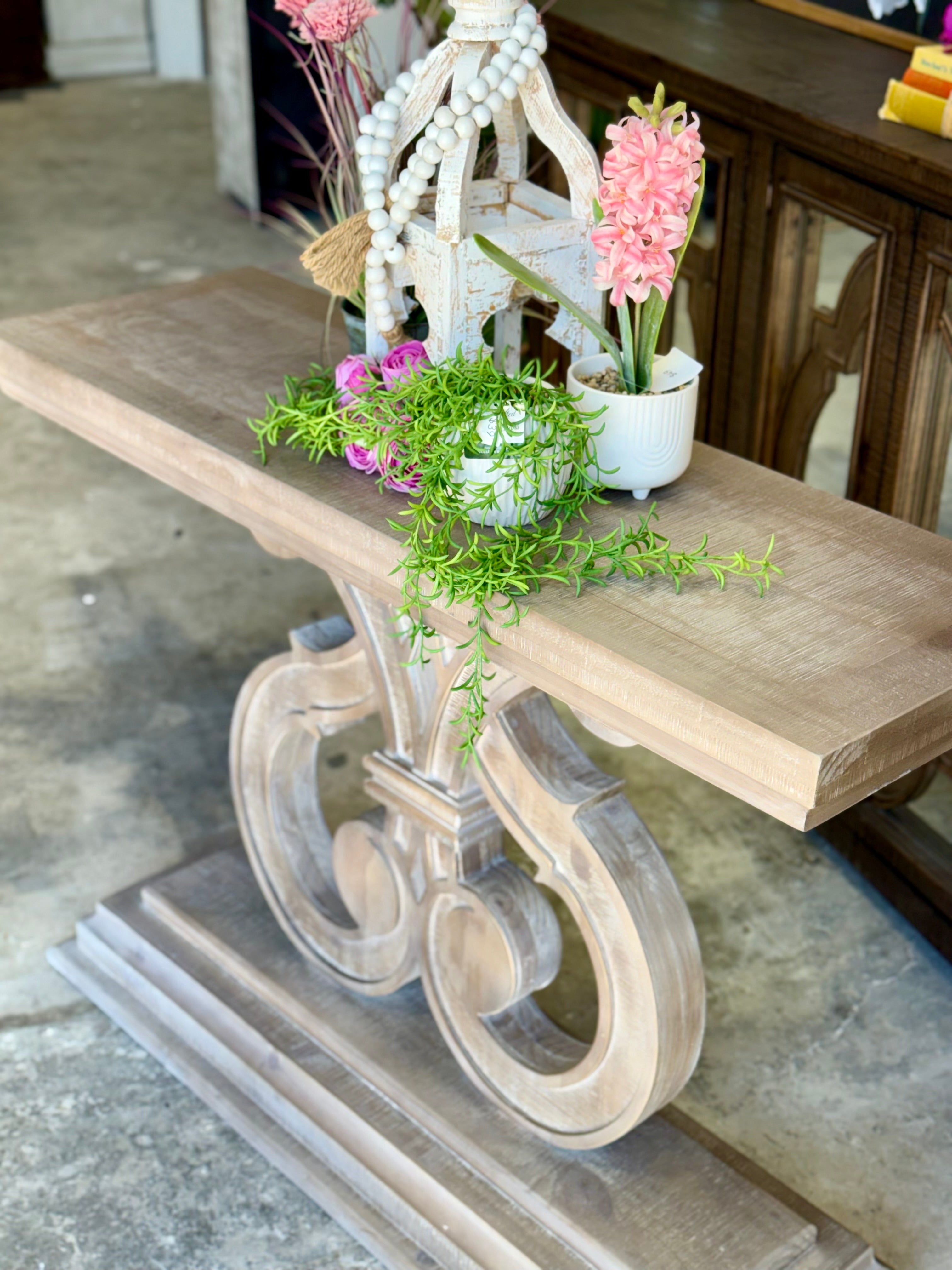 Harp Entryway-Soft Drift