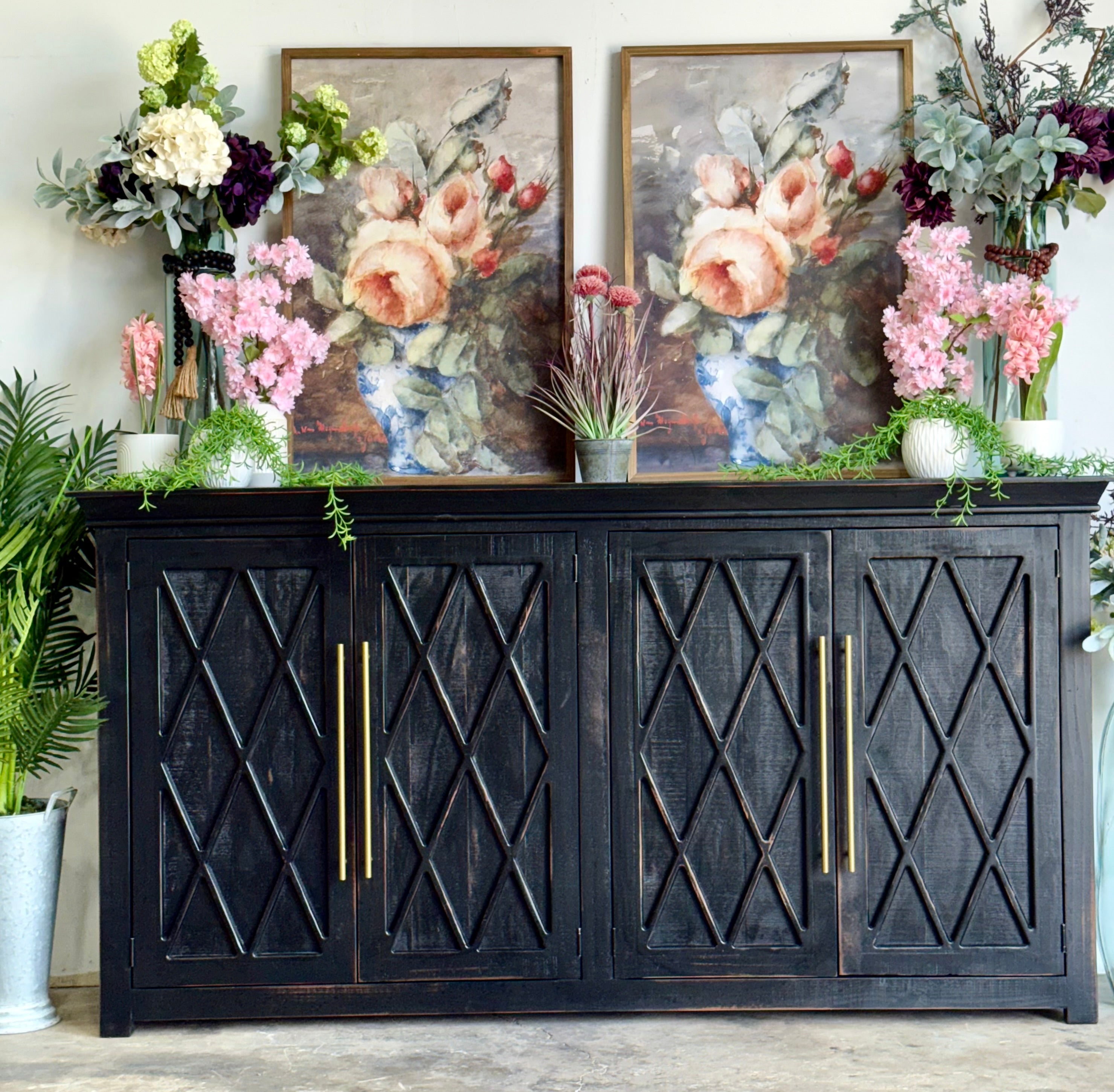 Grace 4 Door-Handrubbed Black/Gold