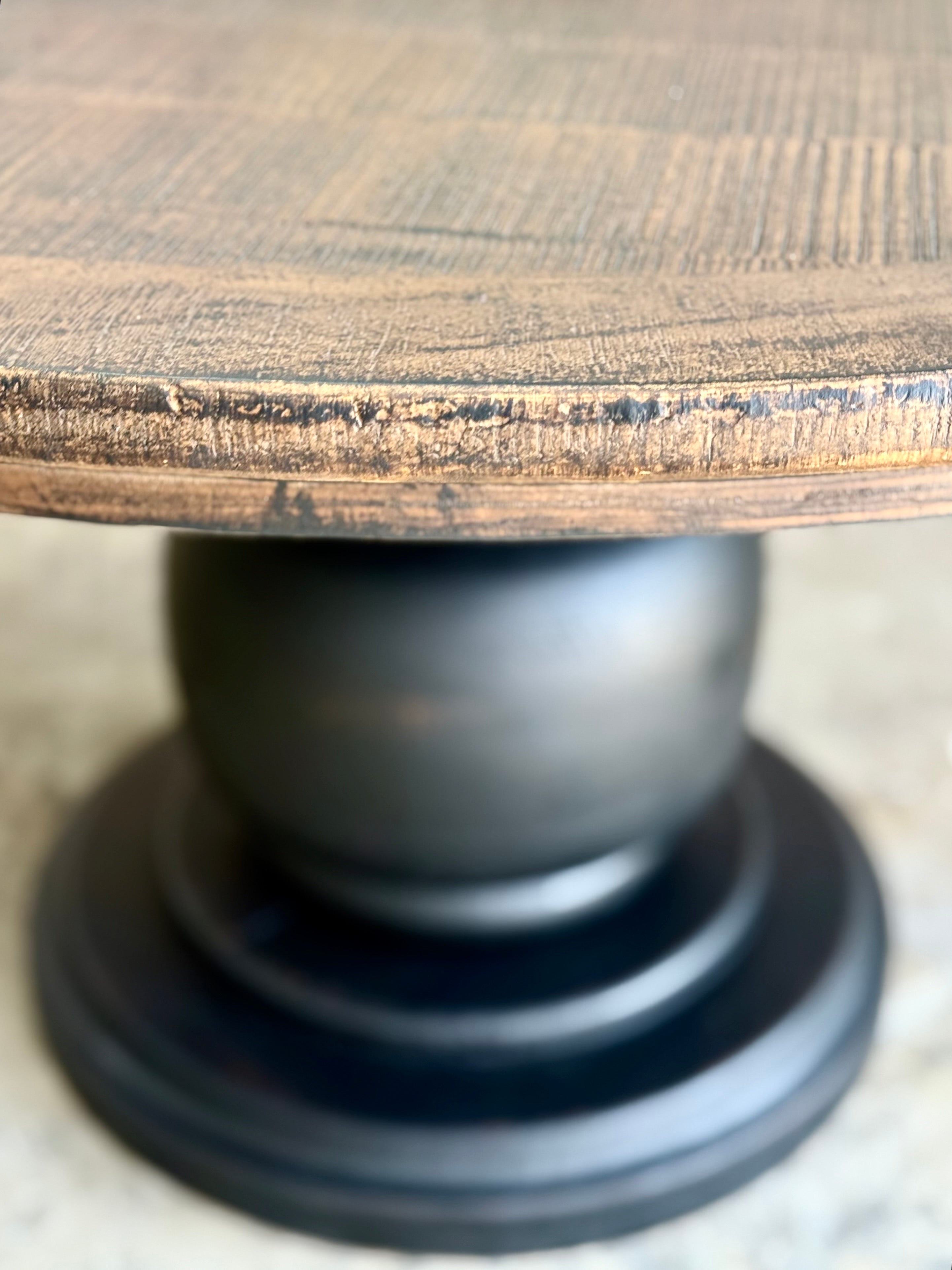 Lilly 60" Round Table - Handrubbed Black/Honeywood