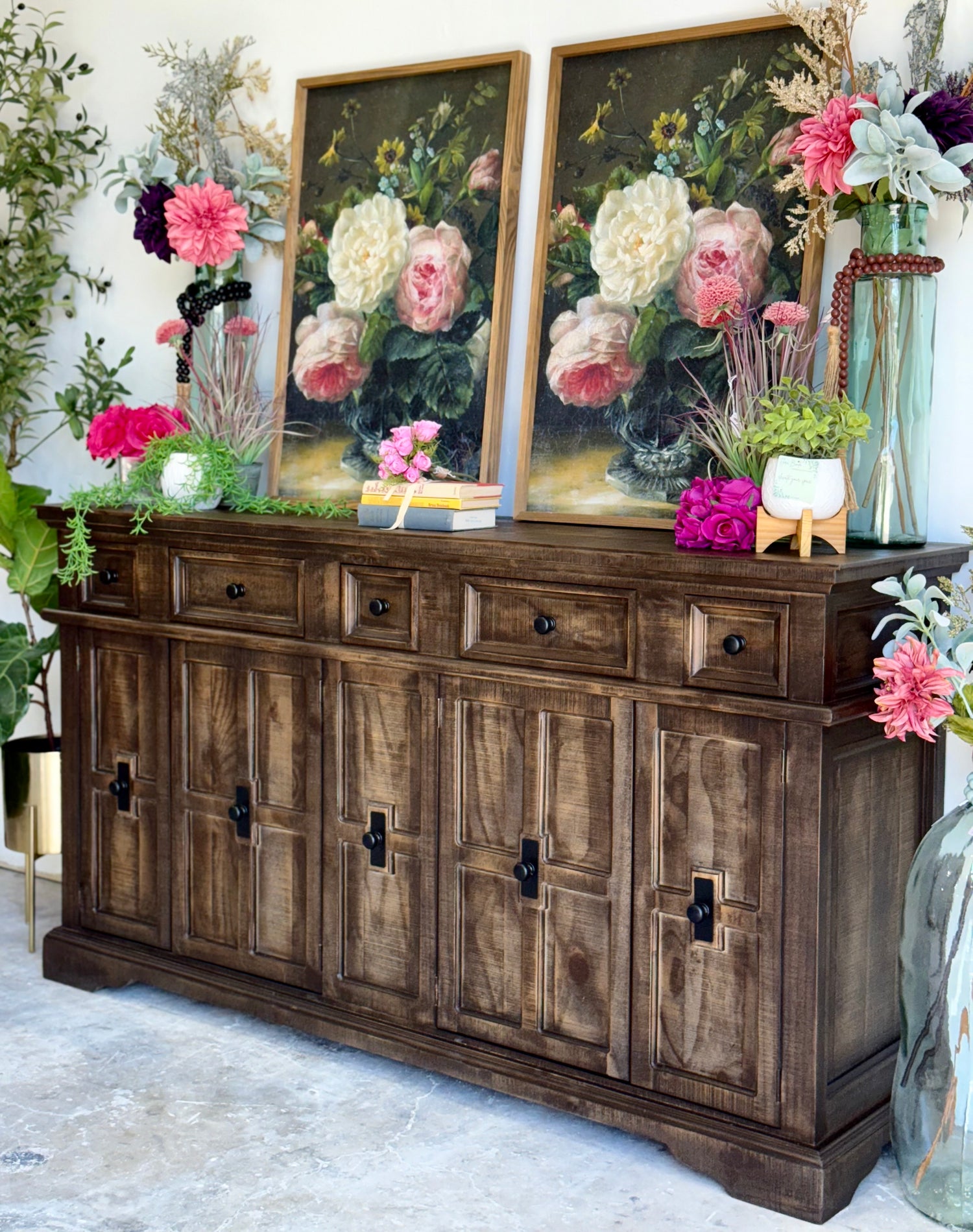 Gabriella Console-Honeywood™