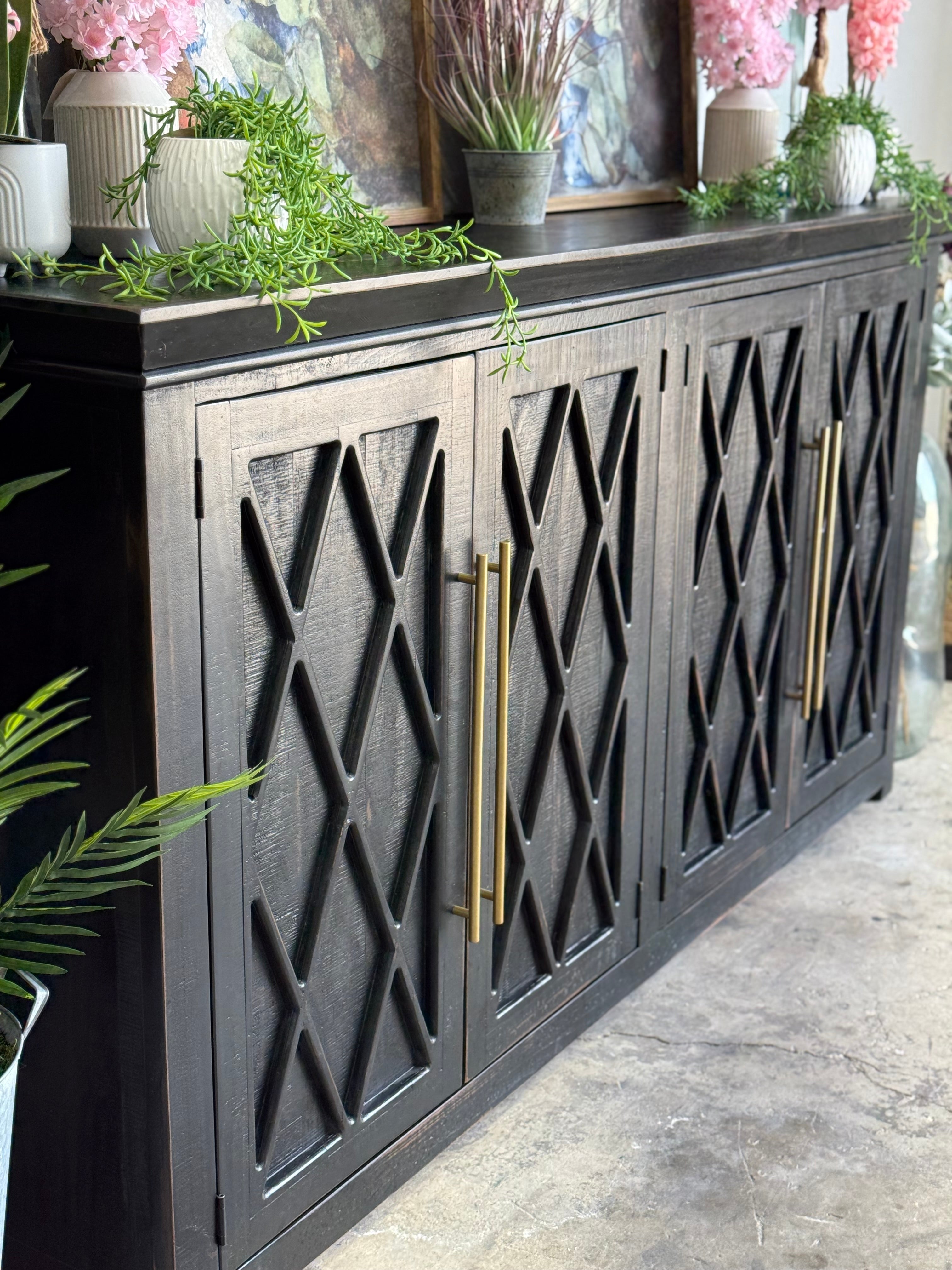 Grace 4 Door-Handrubbed Black/Gold