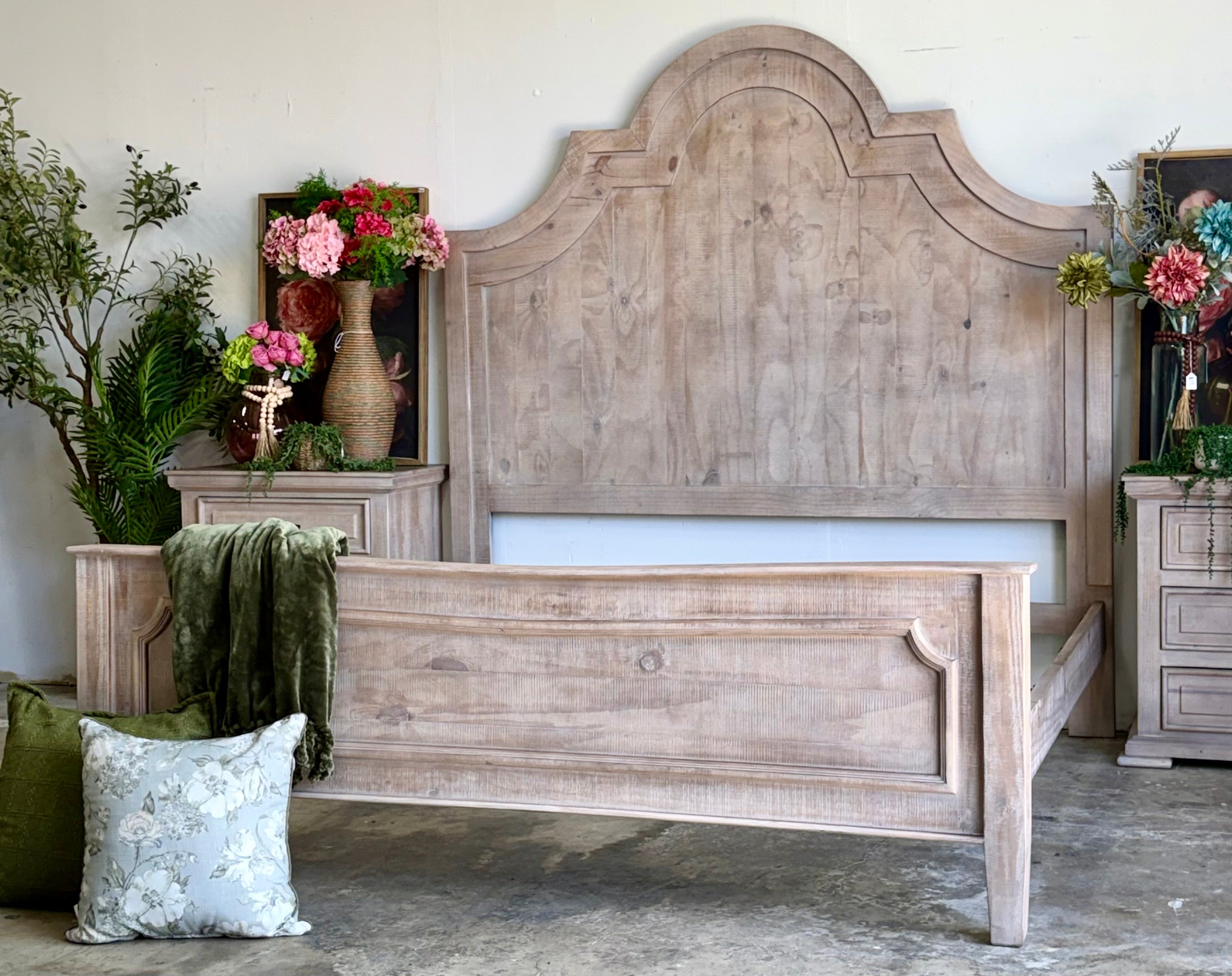 Jessica King Bed-Soft Drift™