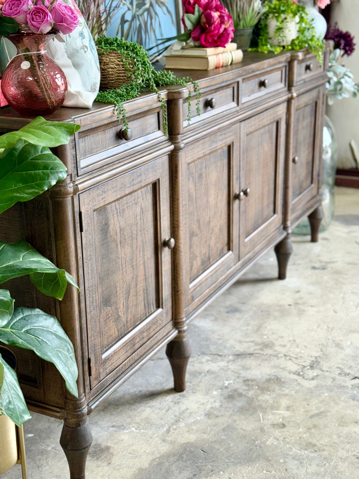 Celine 4 Door Console-Honeywood™