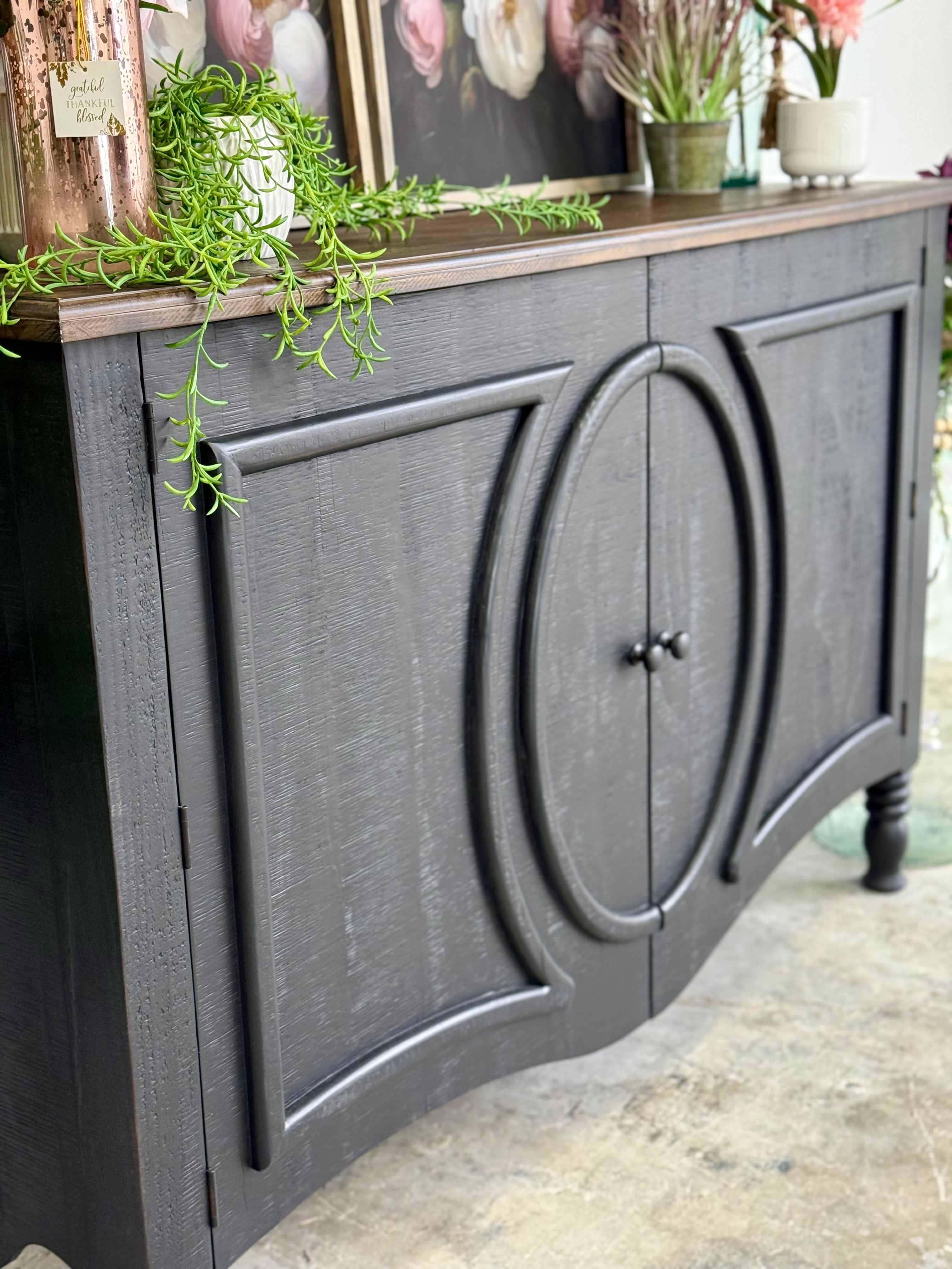 Natty Console- Handrubbed Black/Honeywood