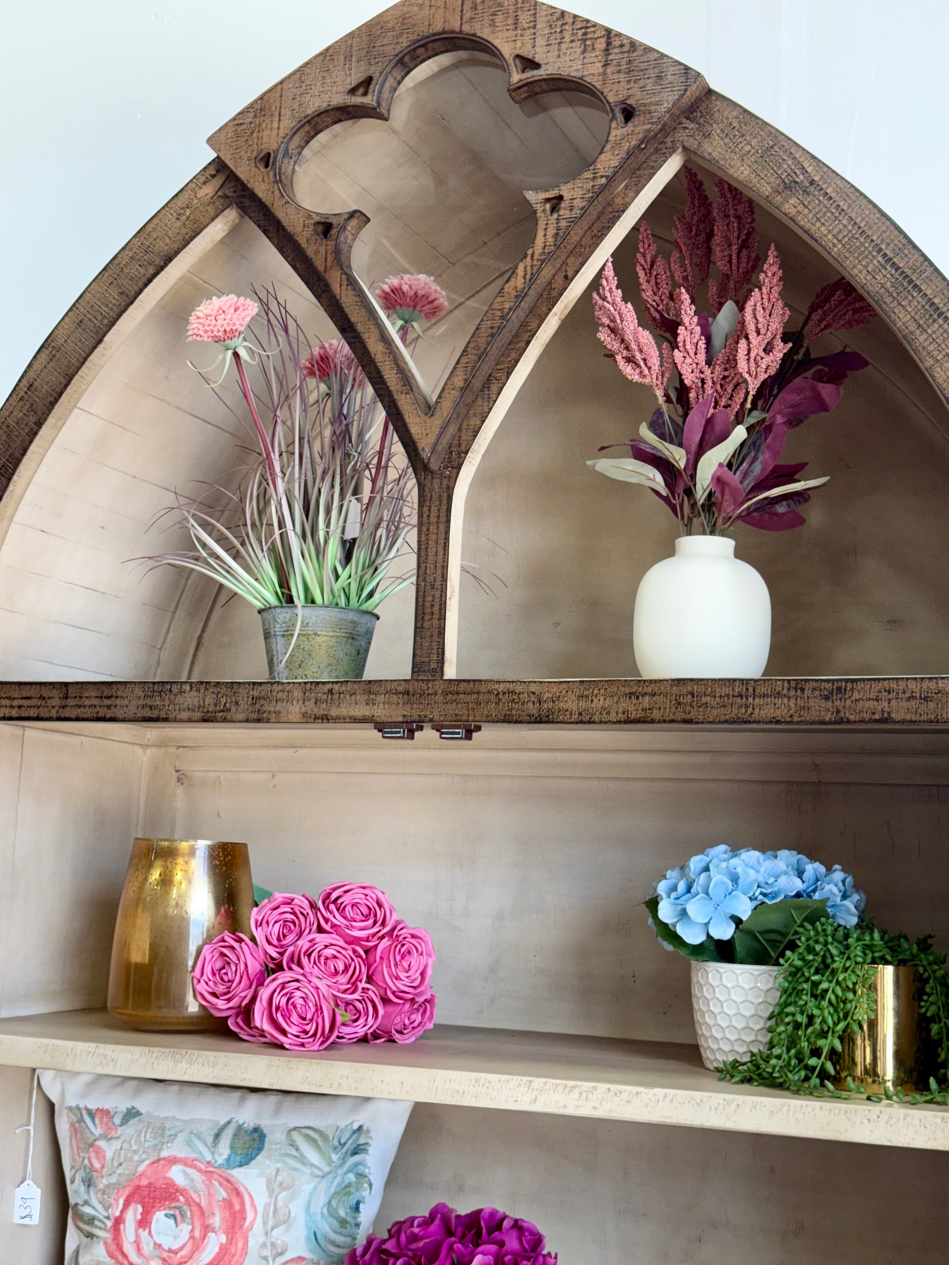 Cathedral Dome Vitrine-Honeywood/Dove