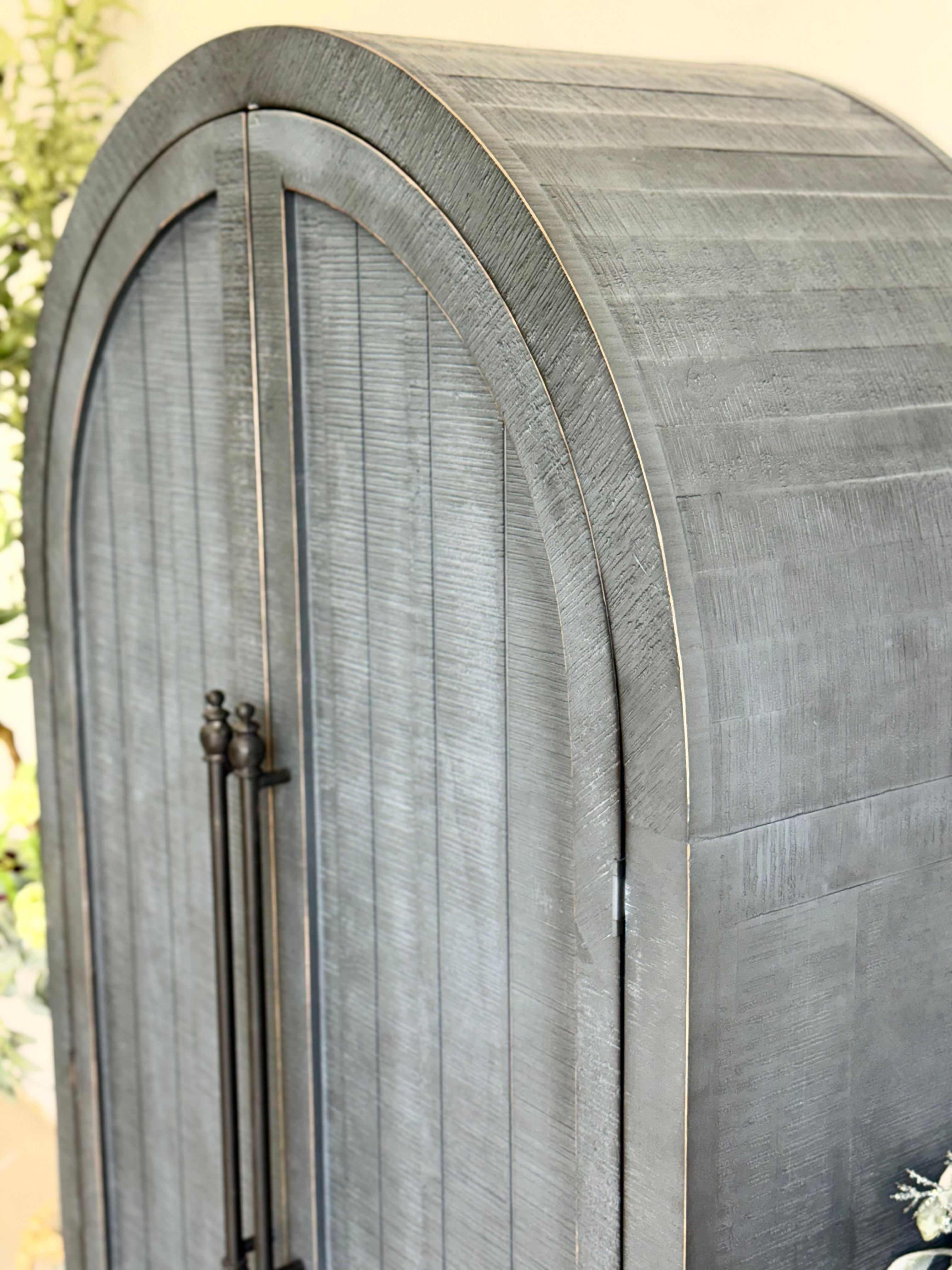 Georgia Domed Vitrine- Blue Haze™