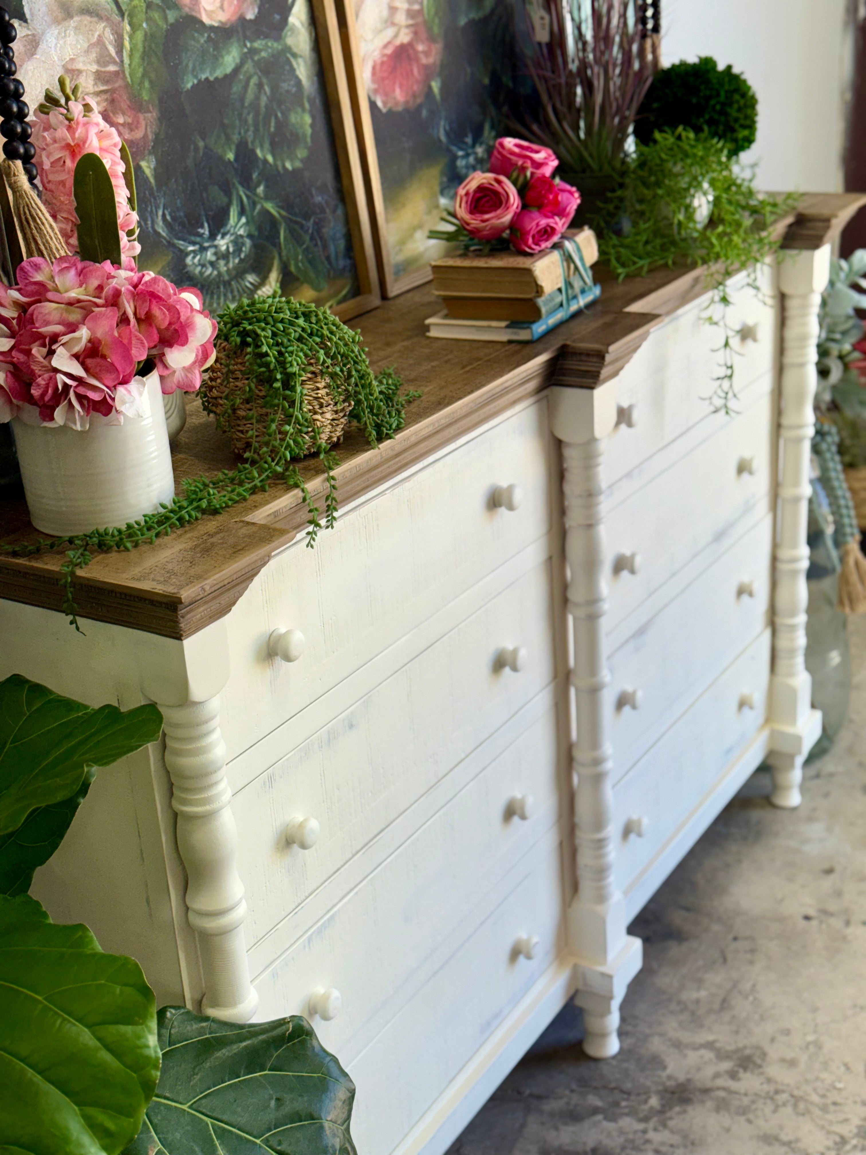 Madison Dresser-Creamy Linen™/Sandstone