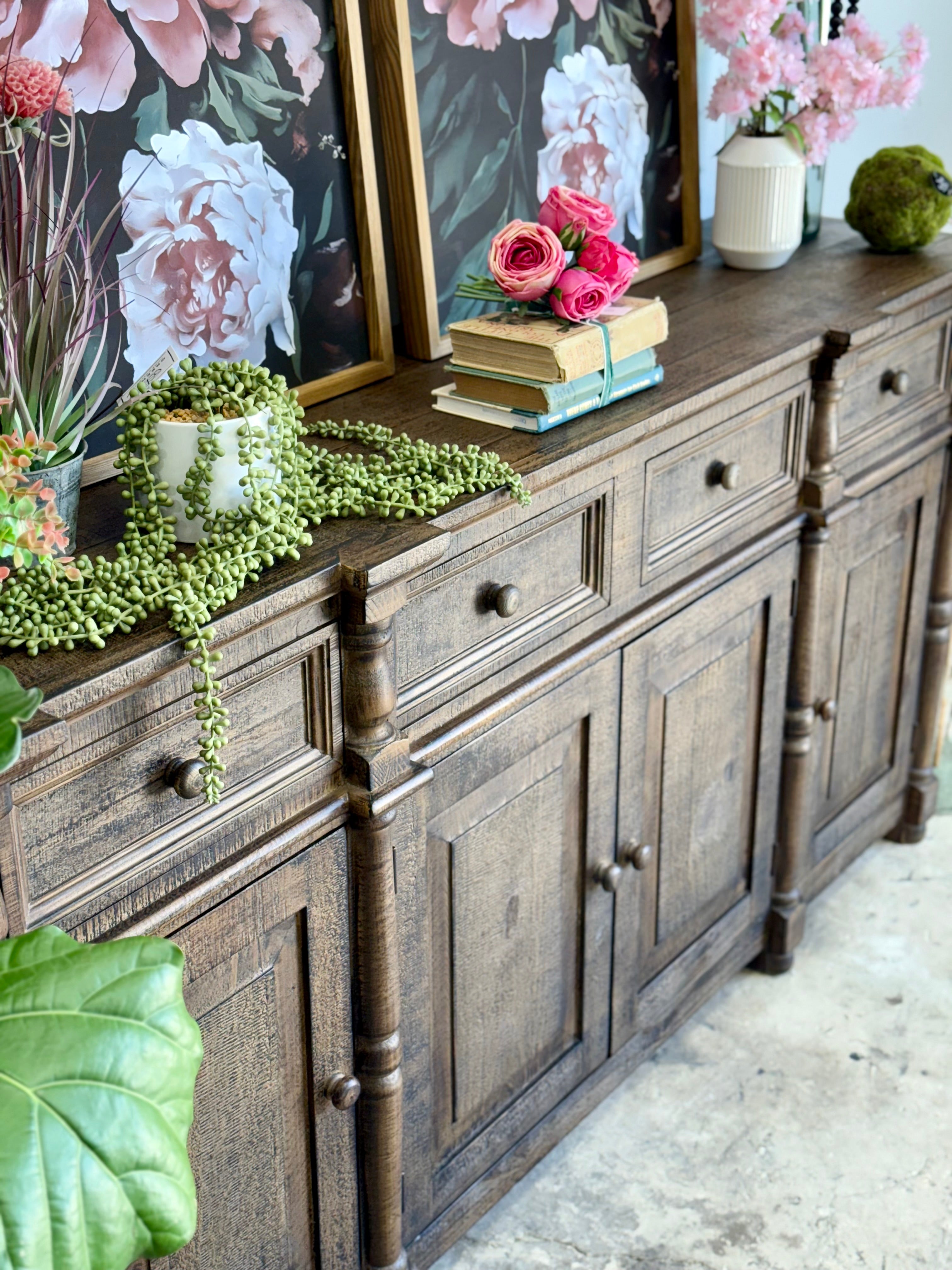 Novah 4-Door Console-Honeywood™