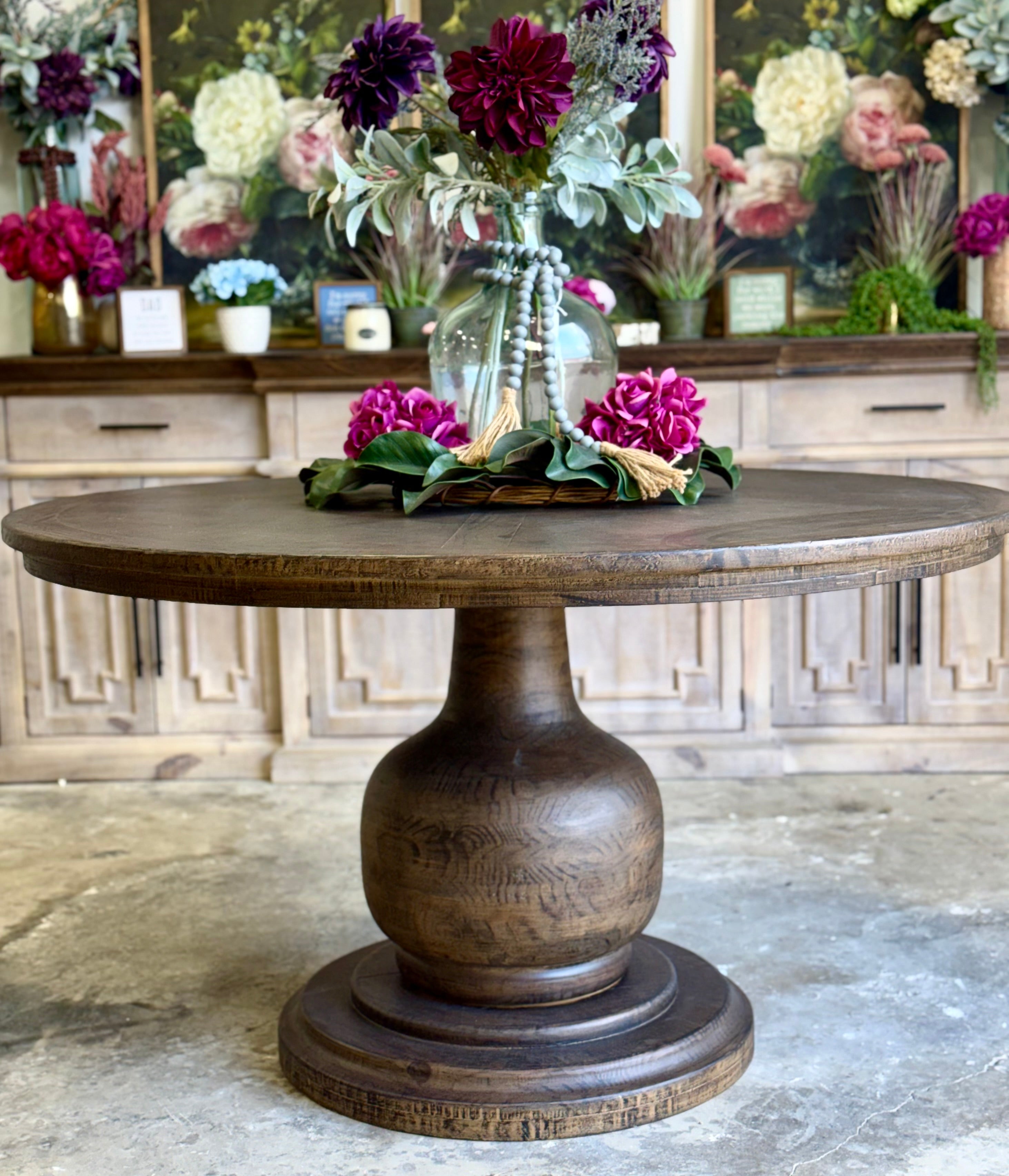 Lilly 54" Round Pedestal Dining Table-Honeywood™