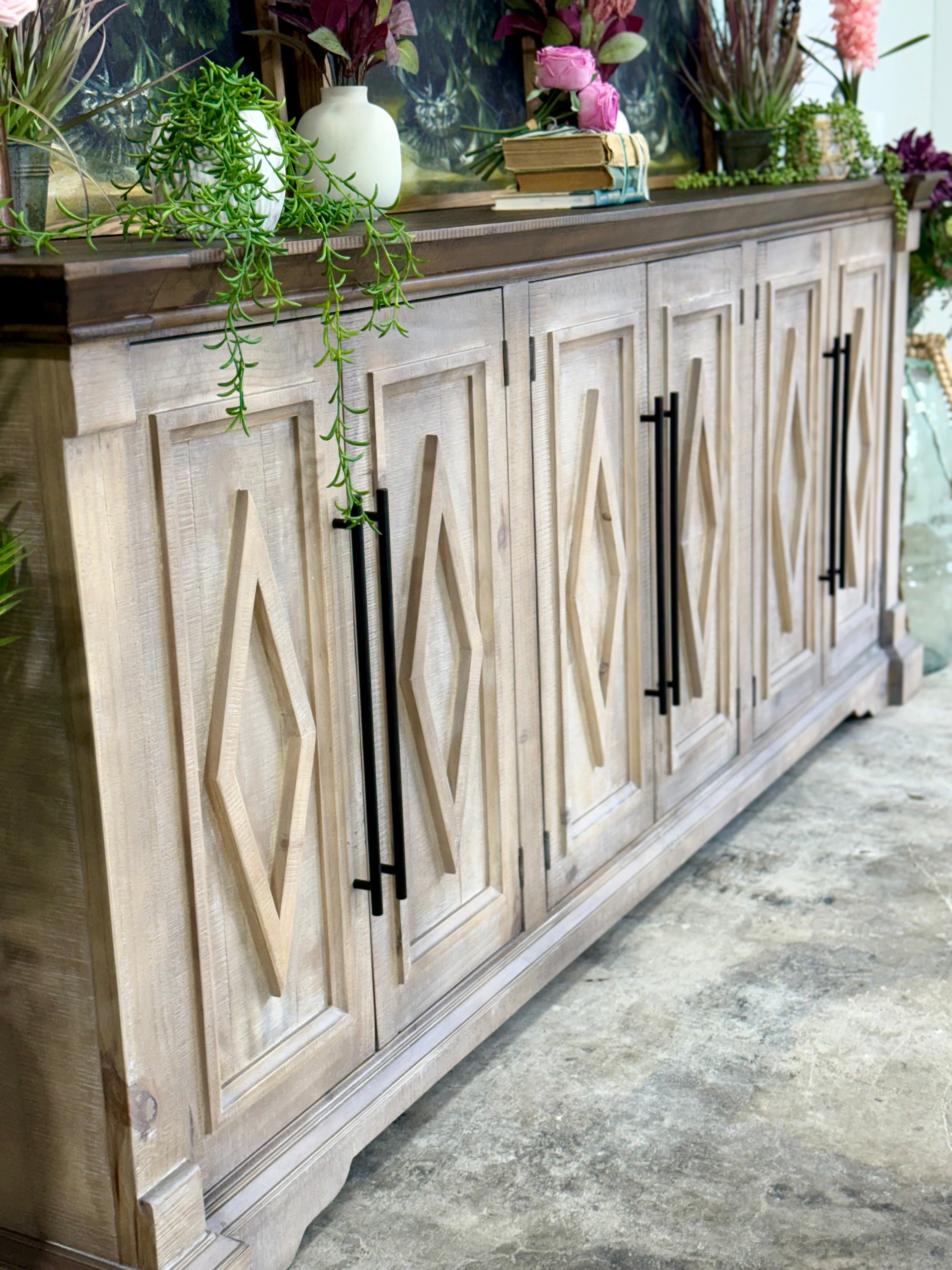 Chloe 6 Door Console-Soft Drift/Honeywood