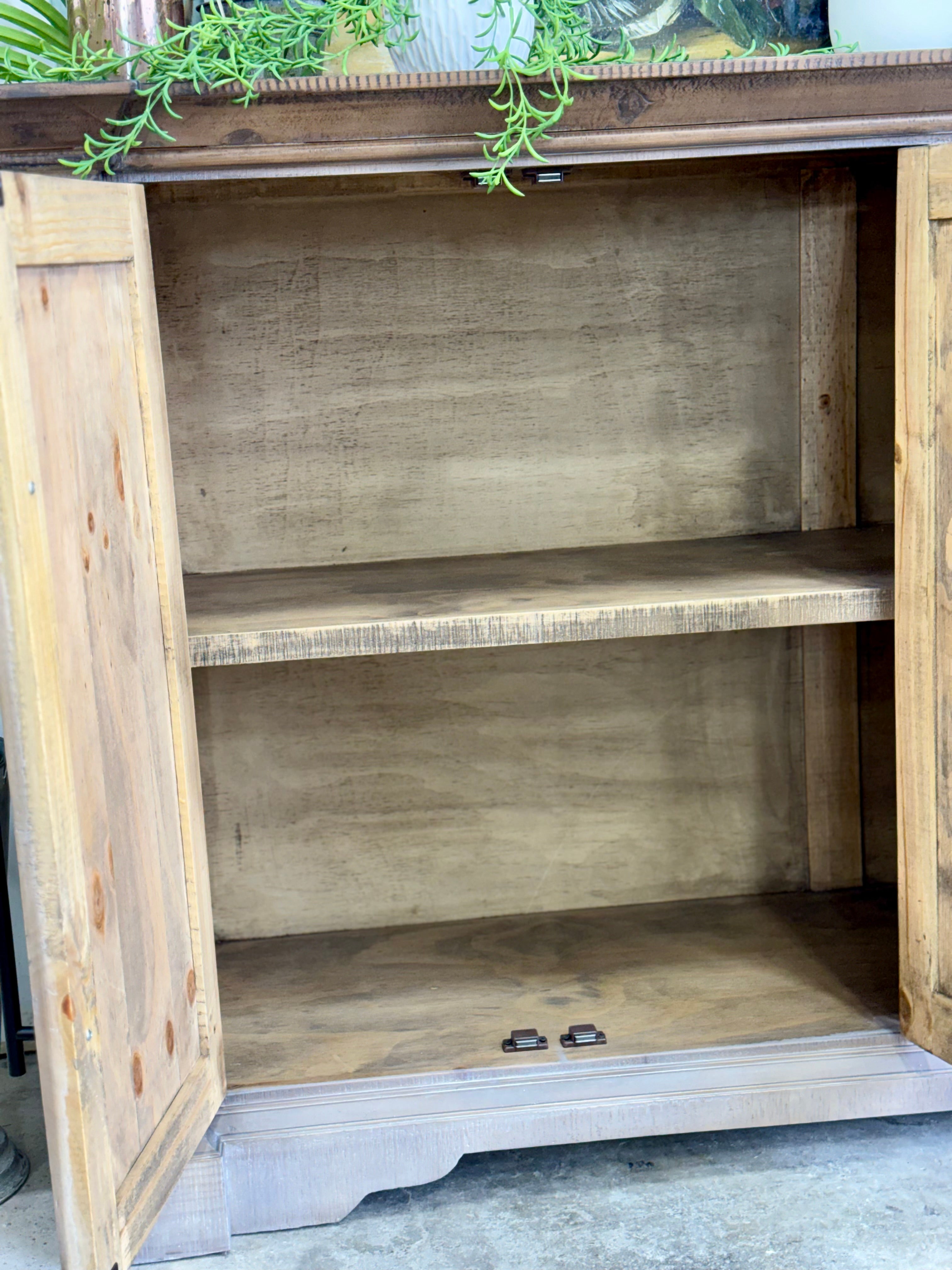 Chloe 6 Door Console-Soft Drift/Honeywood