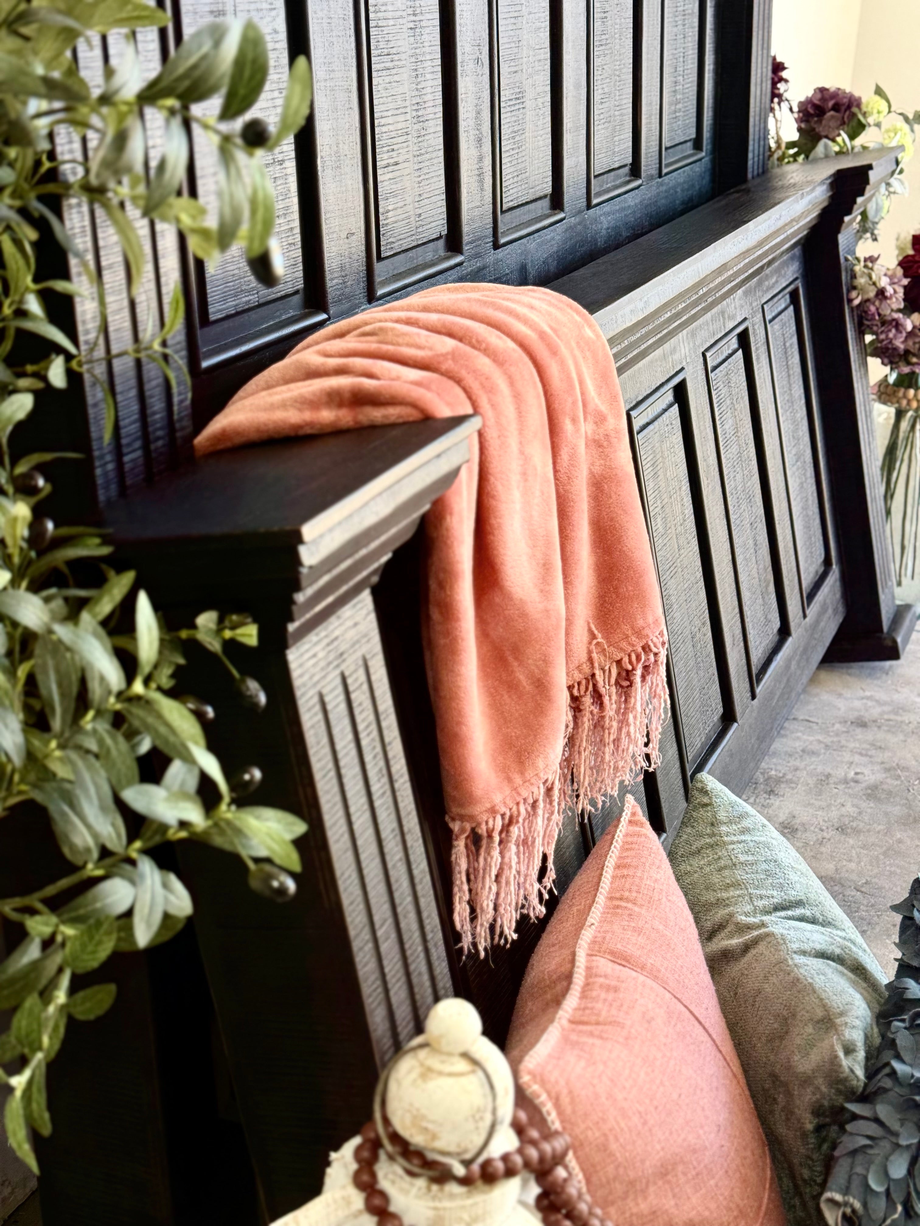 Charlotte King Paneled Bed-Handrubbed Black