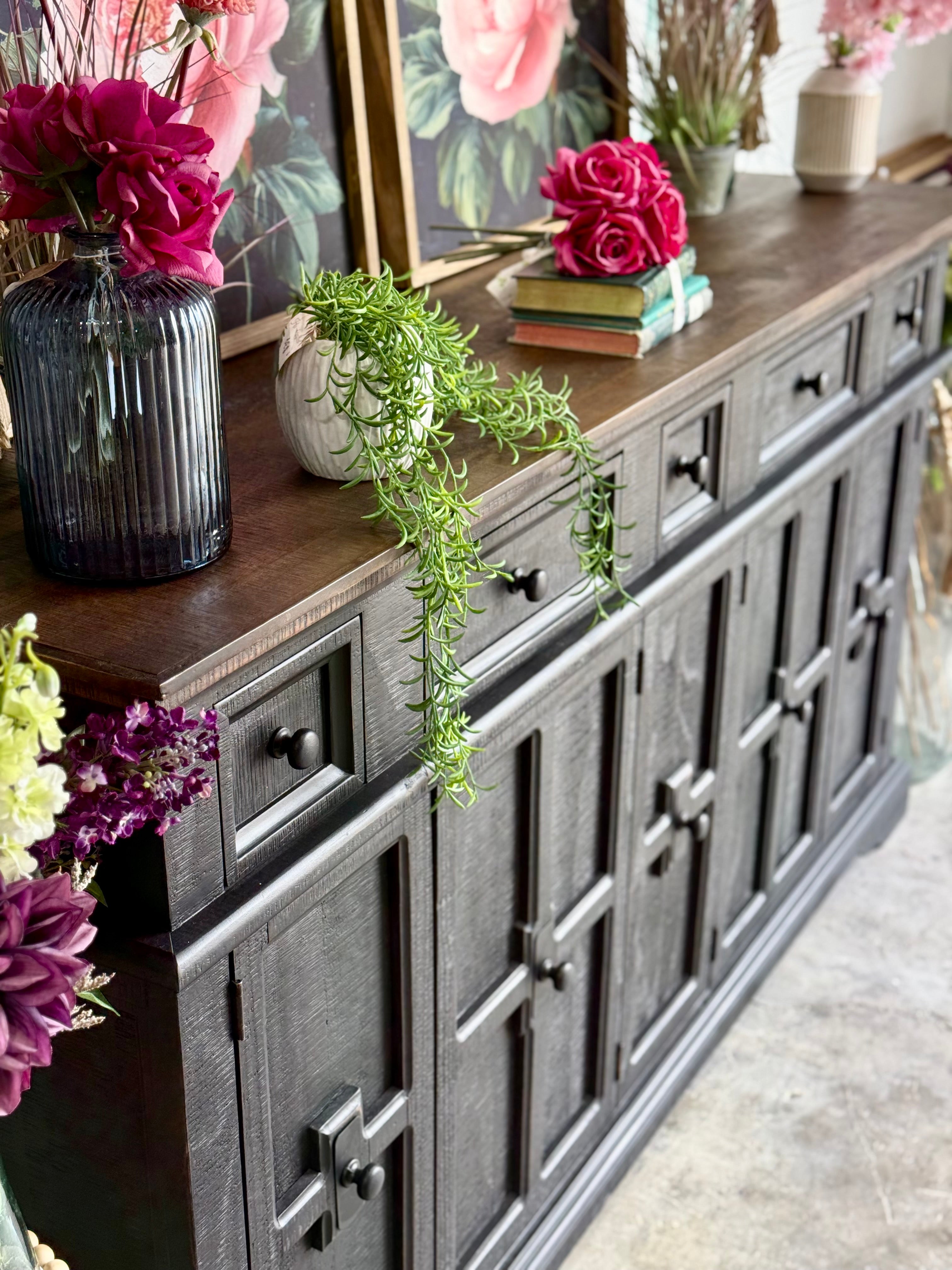 Gabriella Console-Handrubbed Black/Sparrow