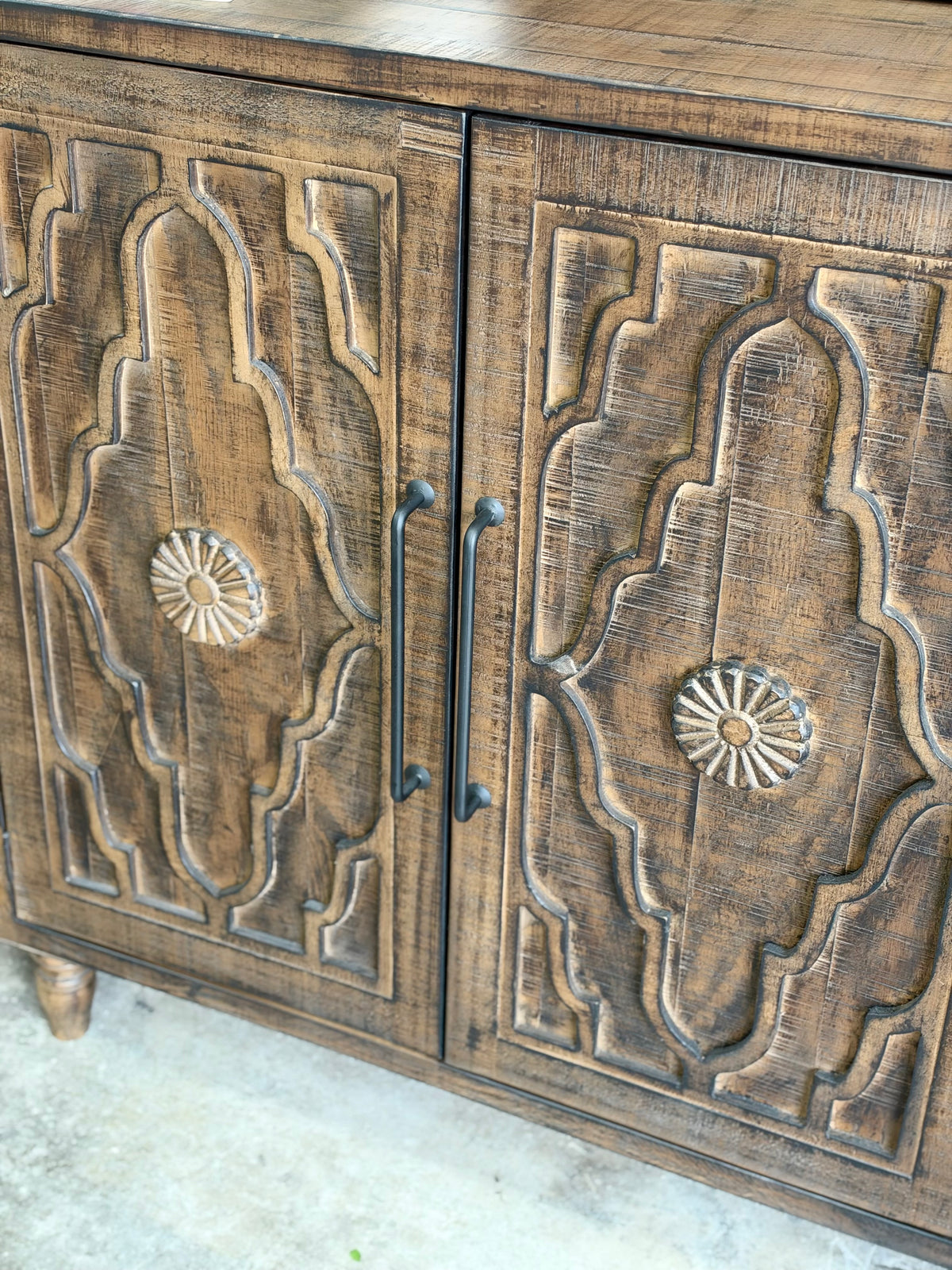 Celeste 4 Door console- Honeywood™