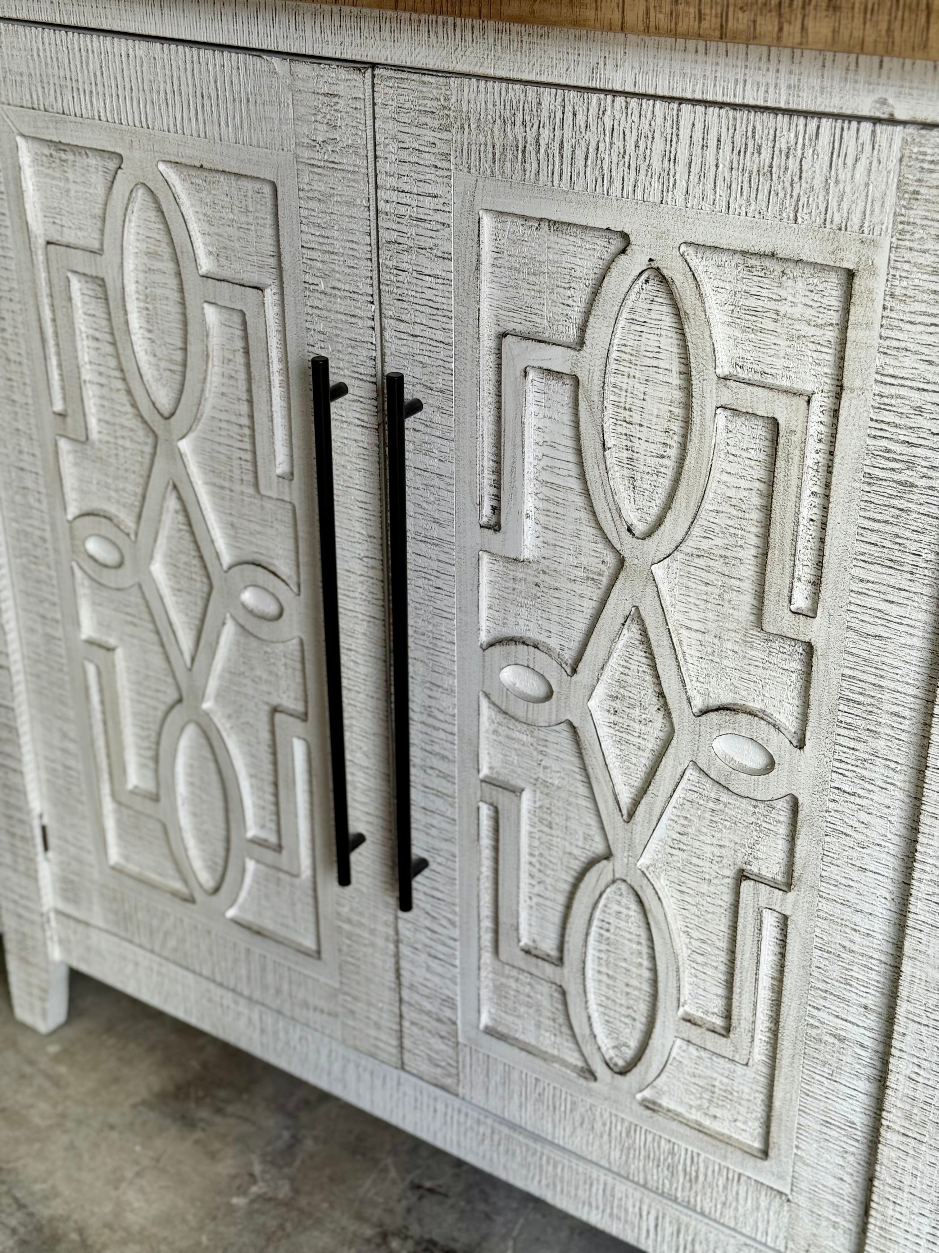 Ivy 4 Door Console-White Wheat/Sandstone