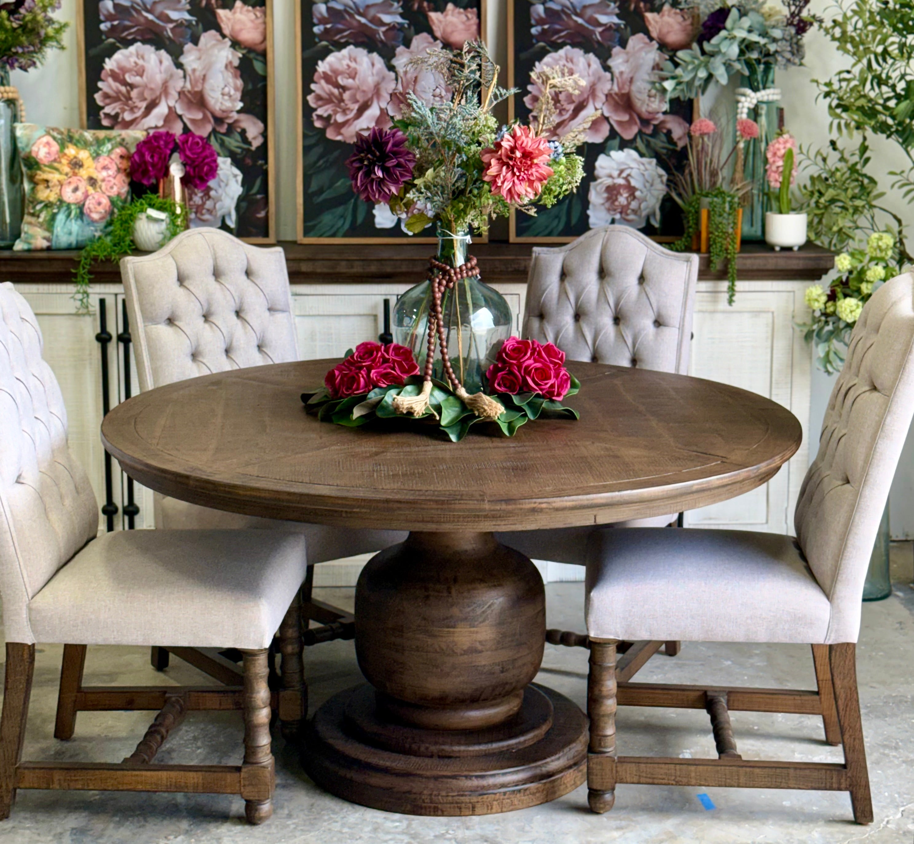 Lilly 60" Round Pedestal Dining Table-Honeywood™