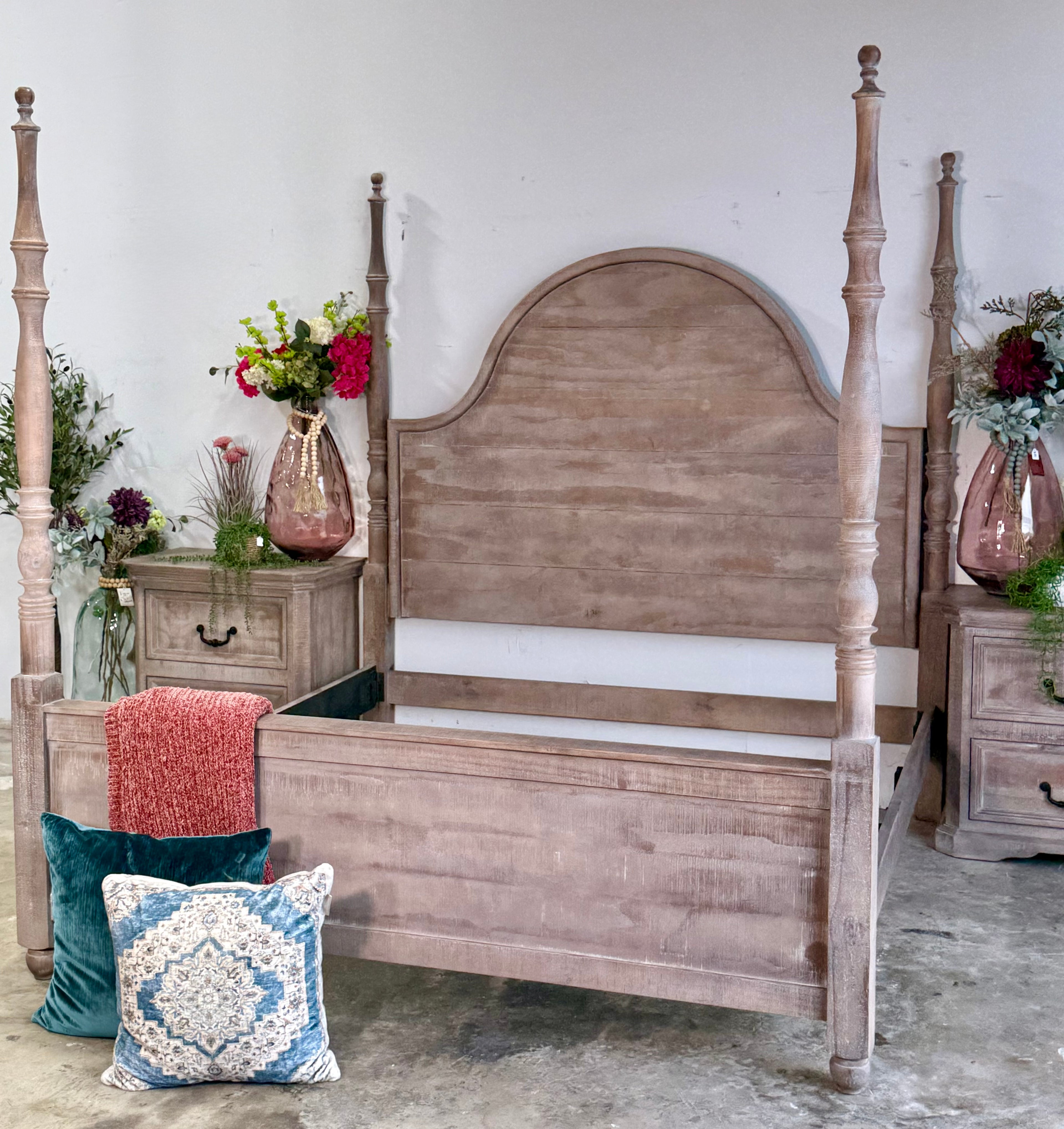 Willow King 4 Poster Bed-Soft Drift™