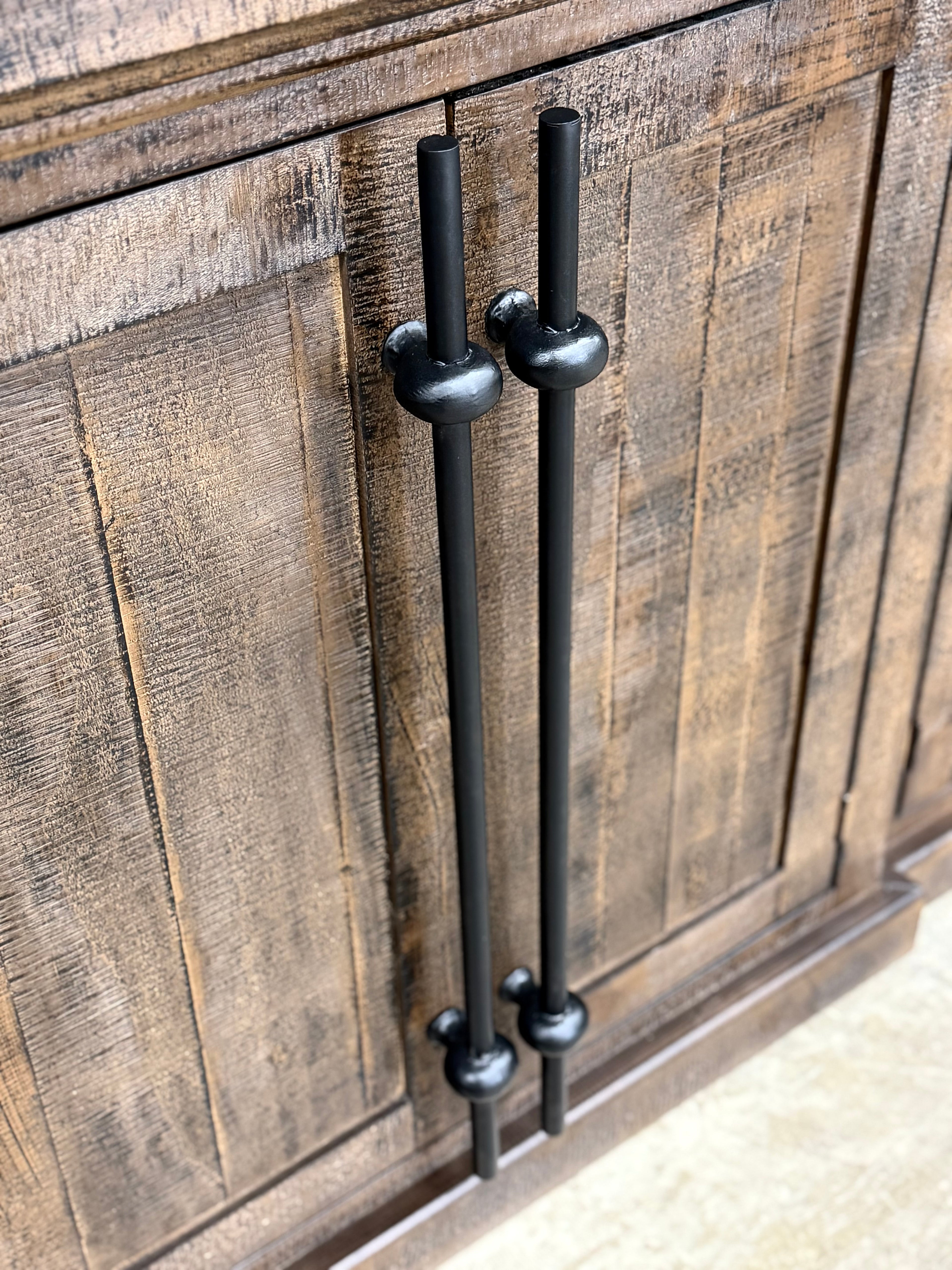 Kylie Console-Honeywood™