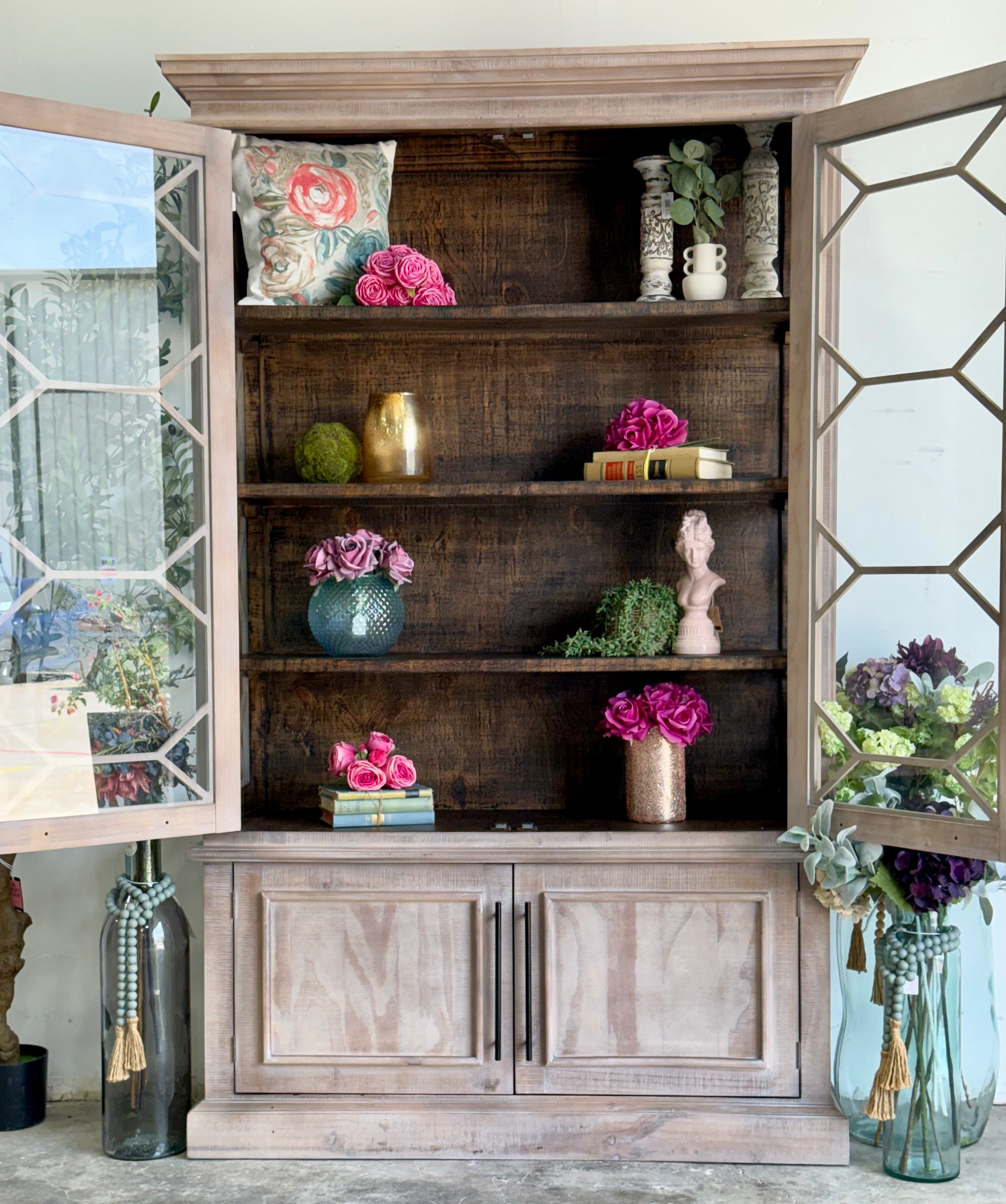 Eden Vitrine-Soft Drift/Honeywood™