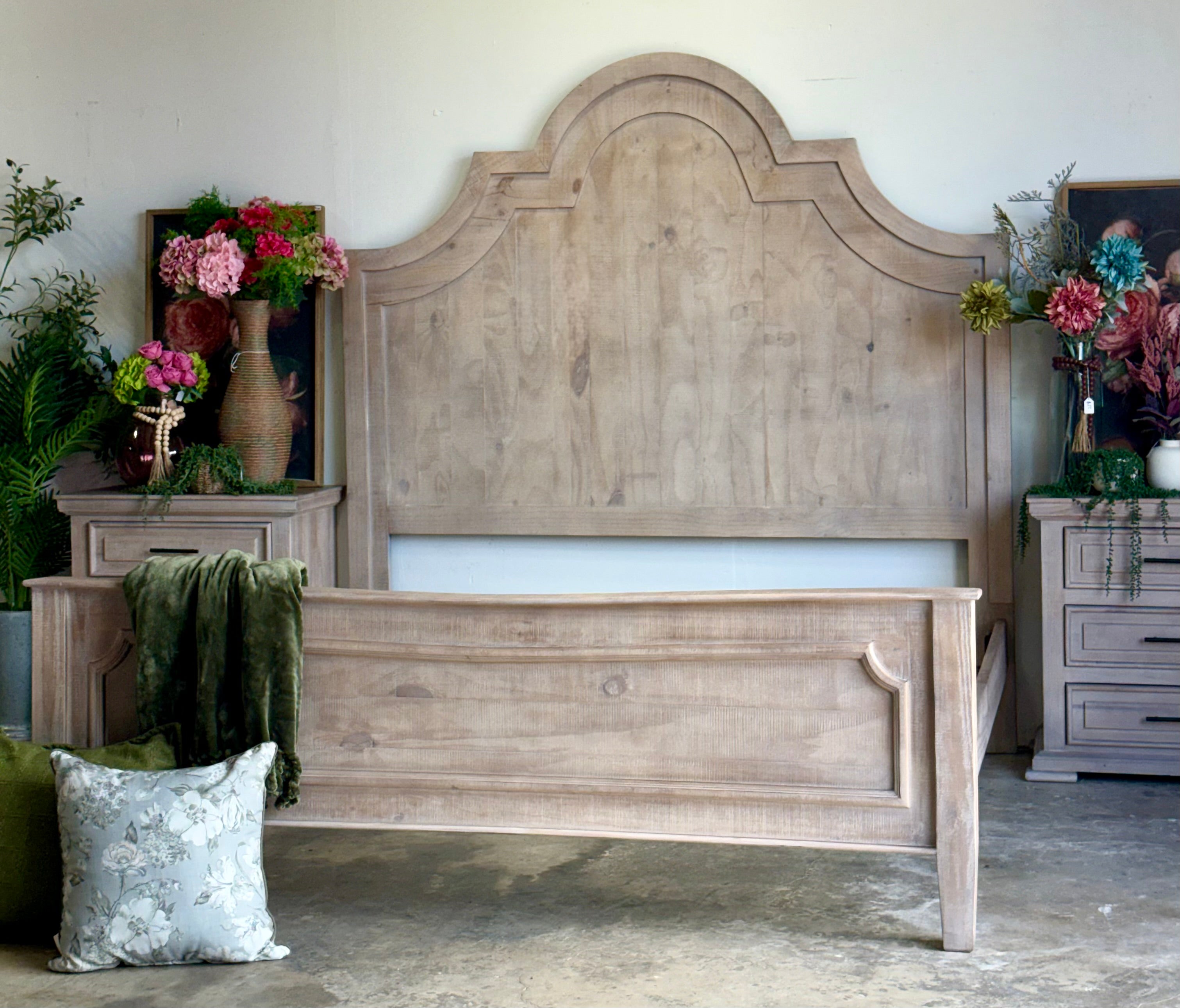 Jessica King Bed-Soft Drift™