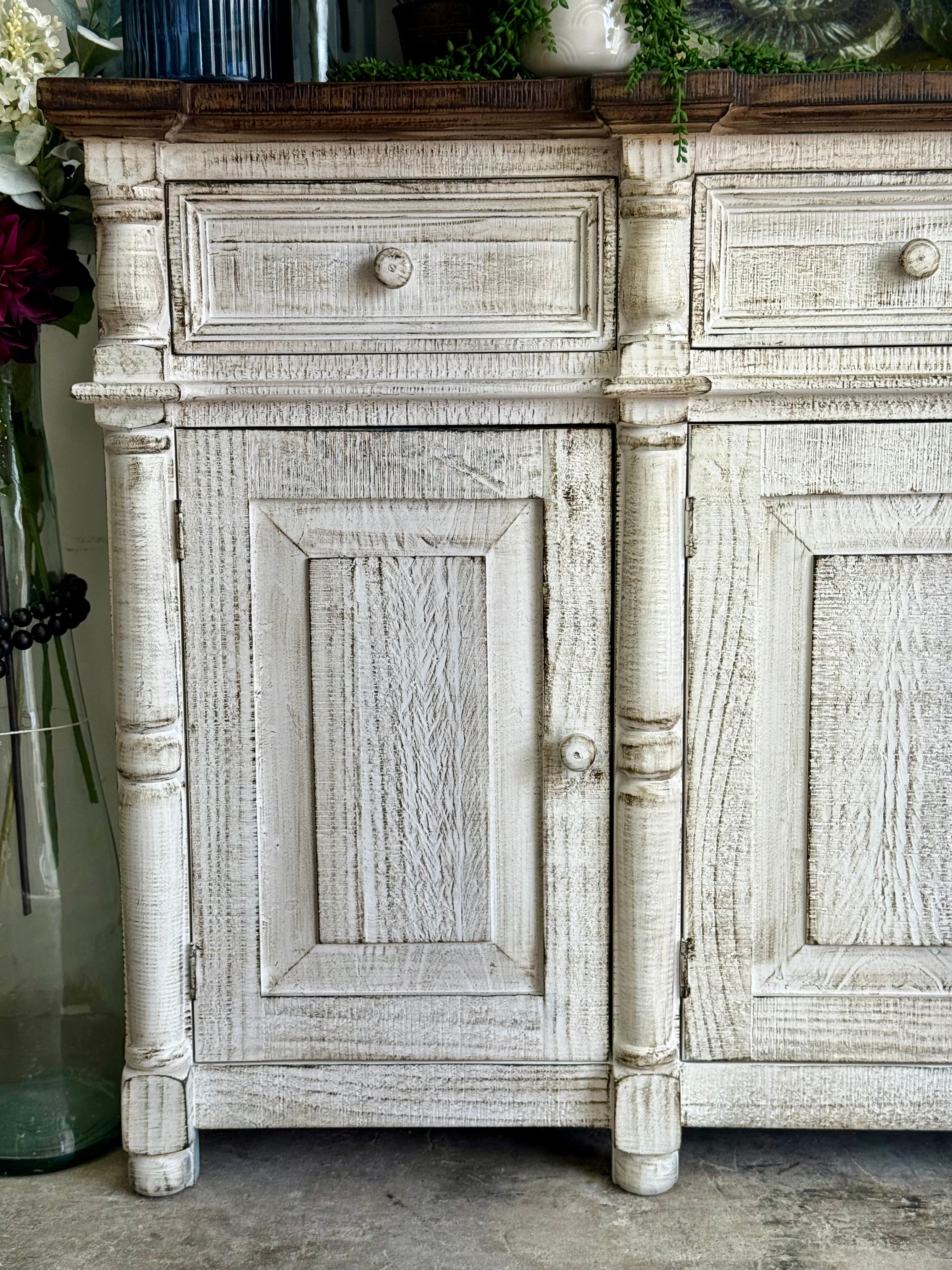 Novah 4-Door Console-Toasted Wheat/Honeywood