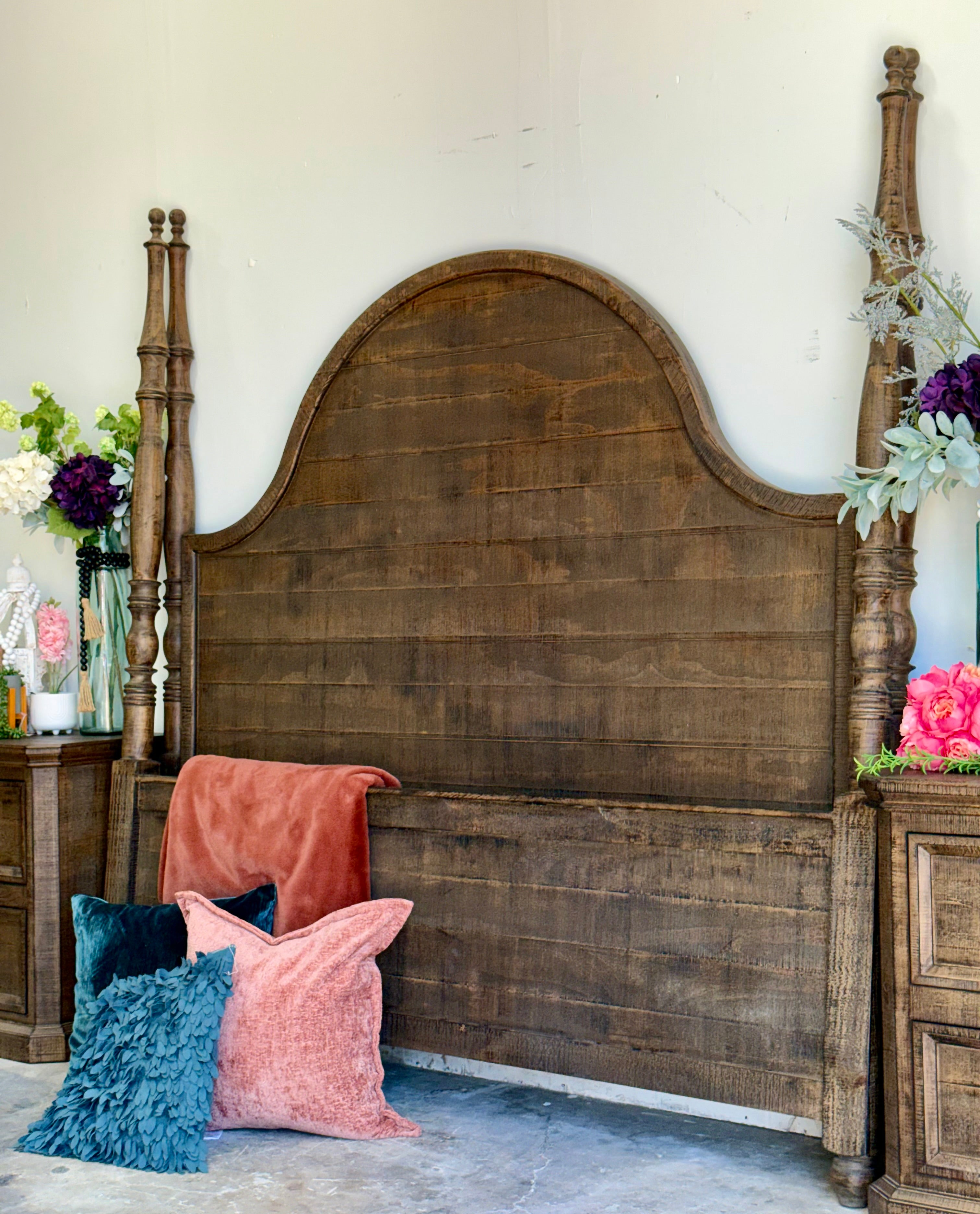 Willow King 4 Poster Bed-Honeywood™