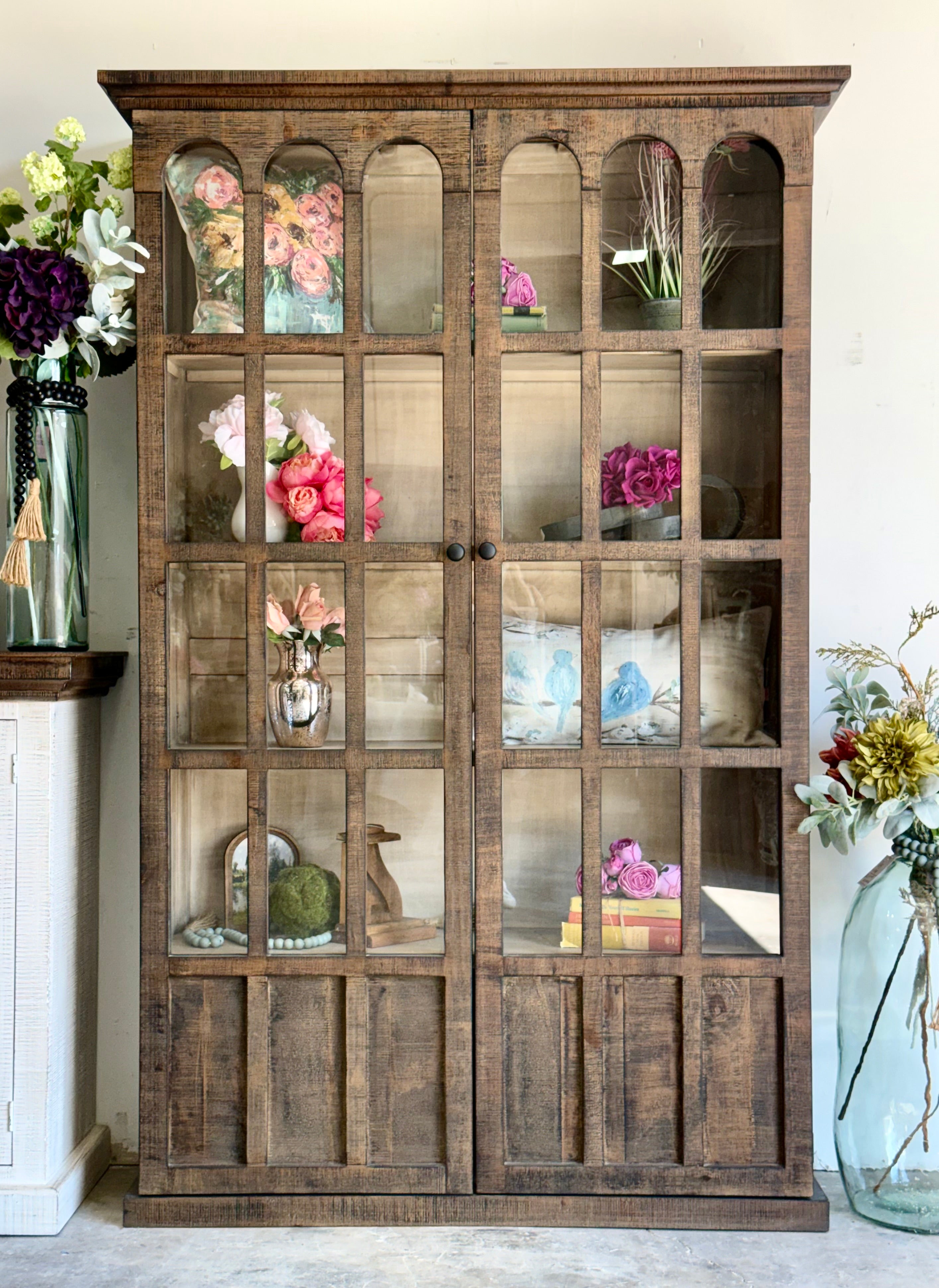 Gia Vitrine-Honeywood/Dove