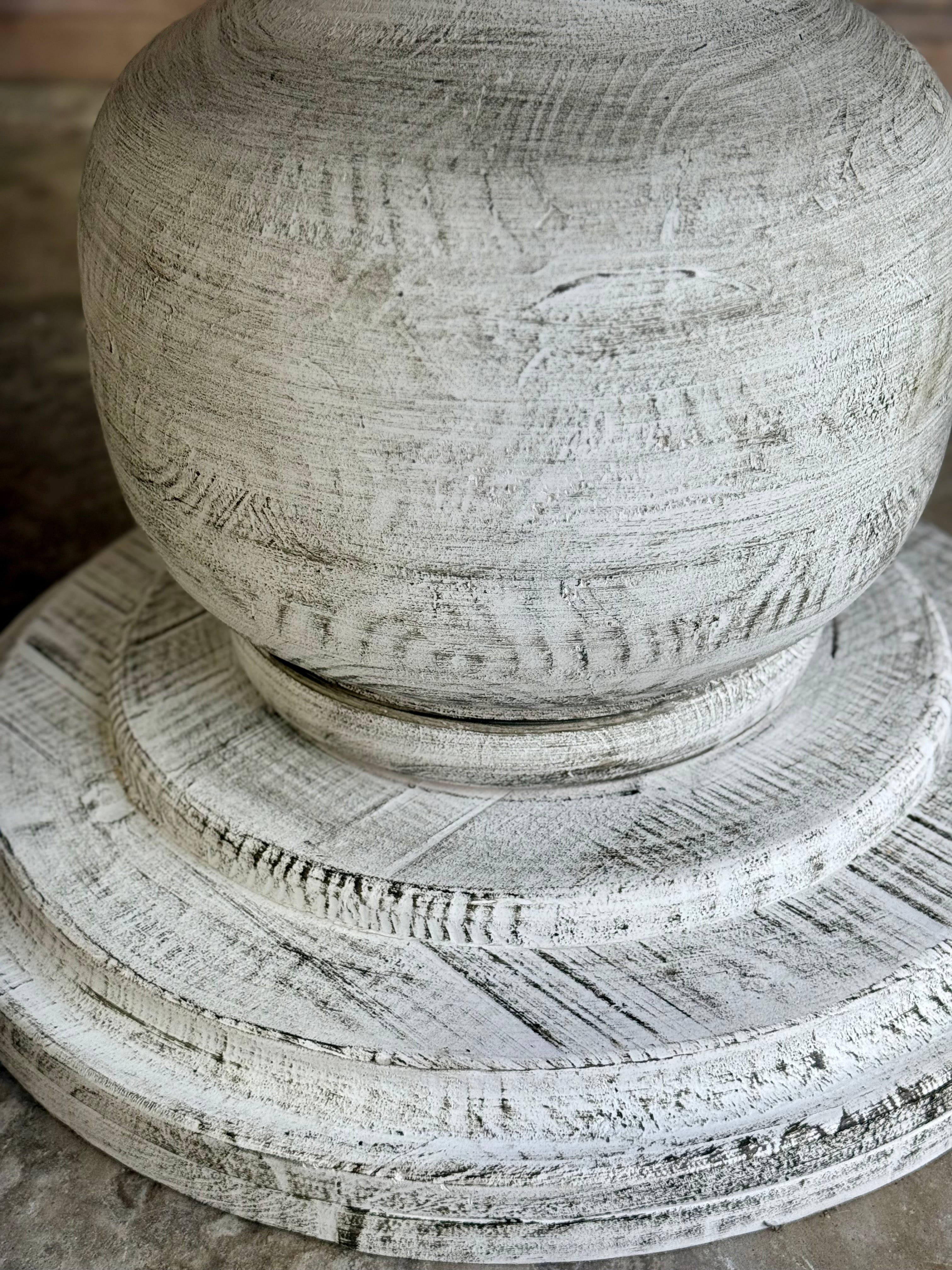 Lilly 54" Round Pedestal Dining Table-White Wheat/Honeywood