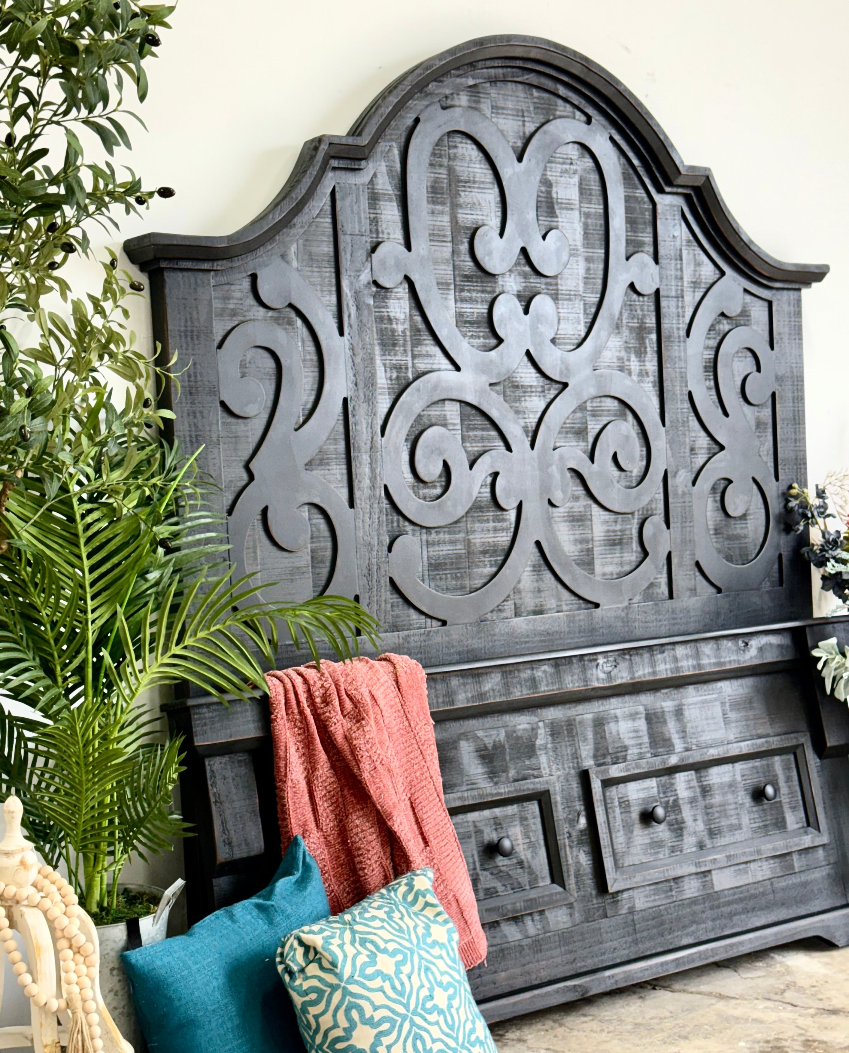 Harper Curved Queen-Handrubbed Black