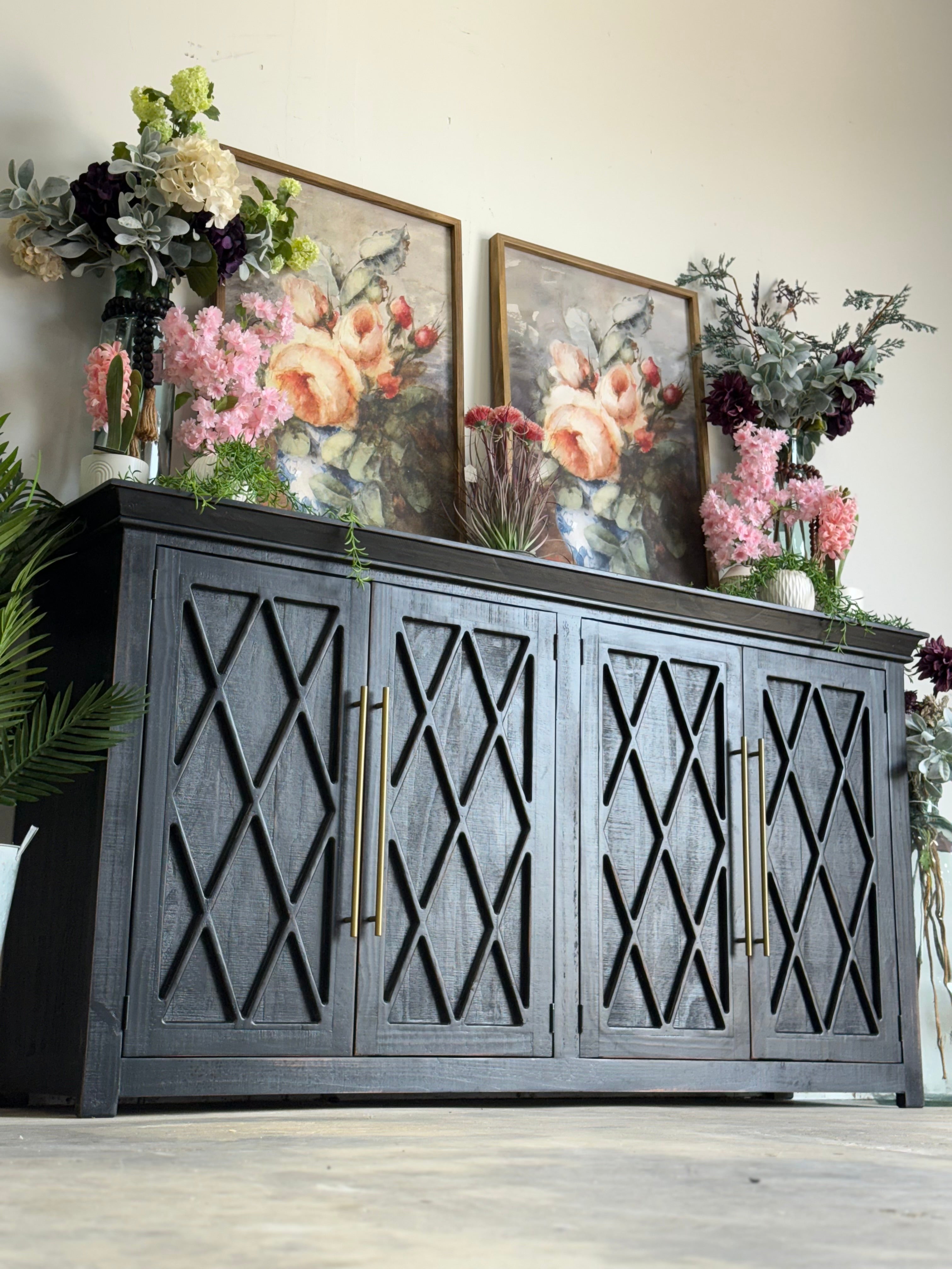 Grace 4 Door-Handrubbed Black/Gold