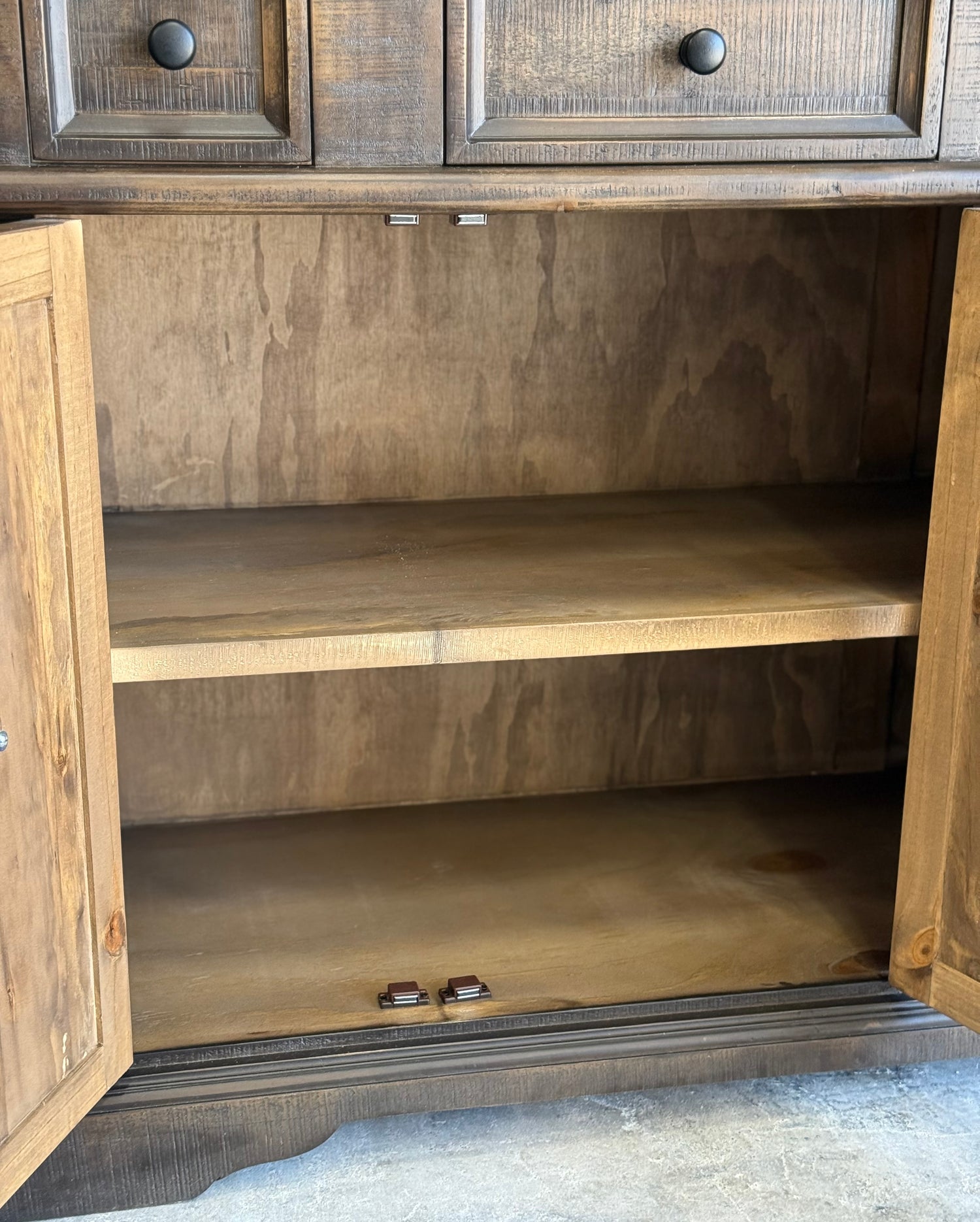 Gabriella Console-Honeywood™