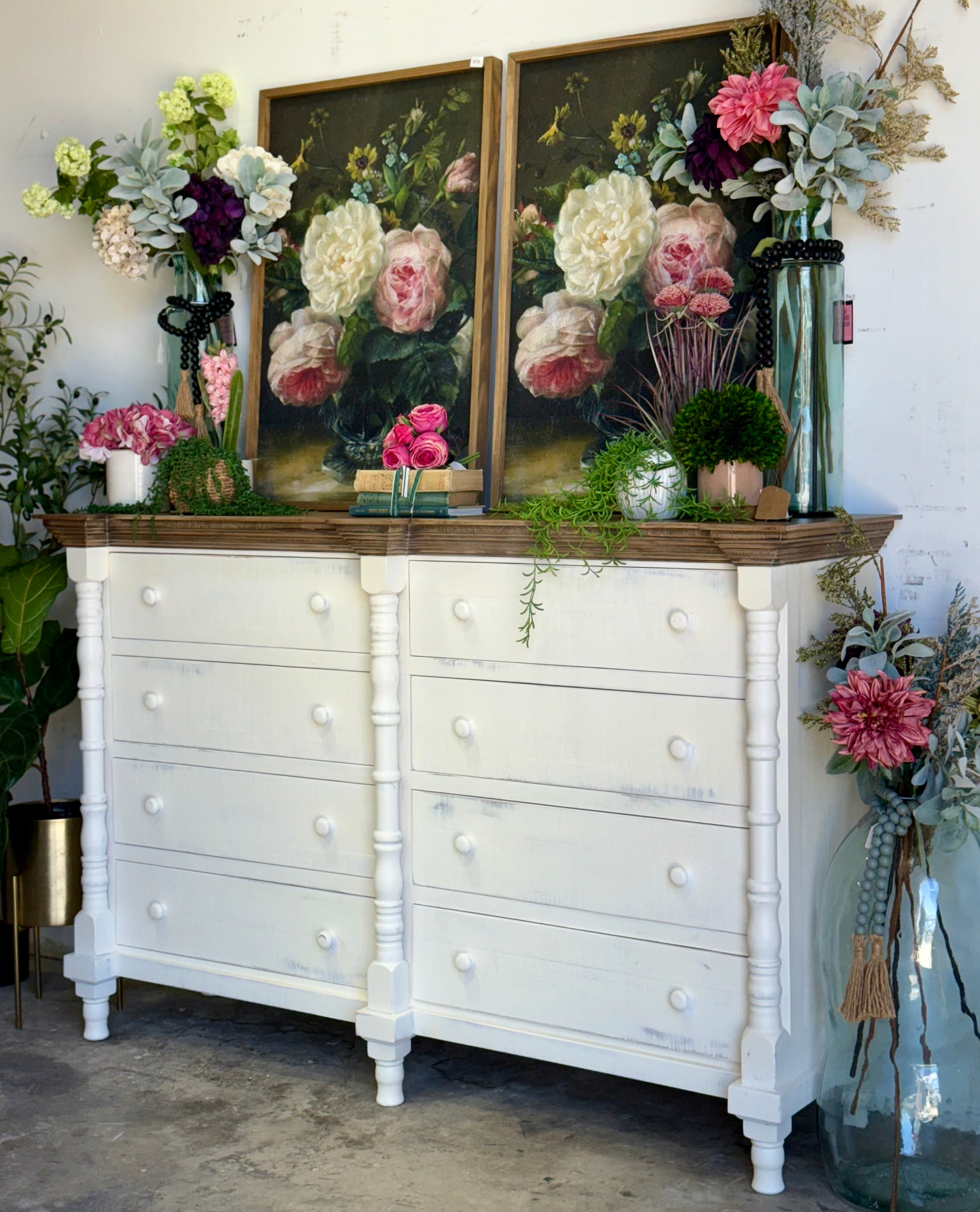 Madison Dresser-Creamy Linen™/Sandstone
