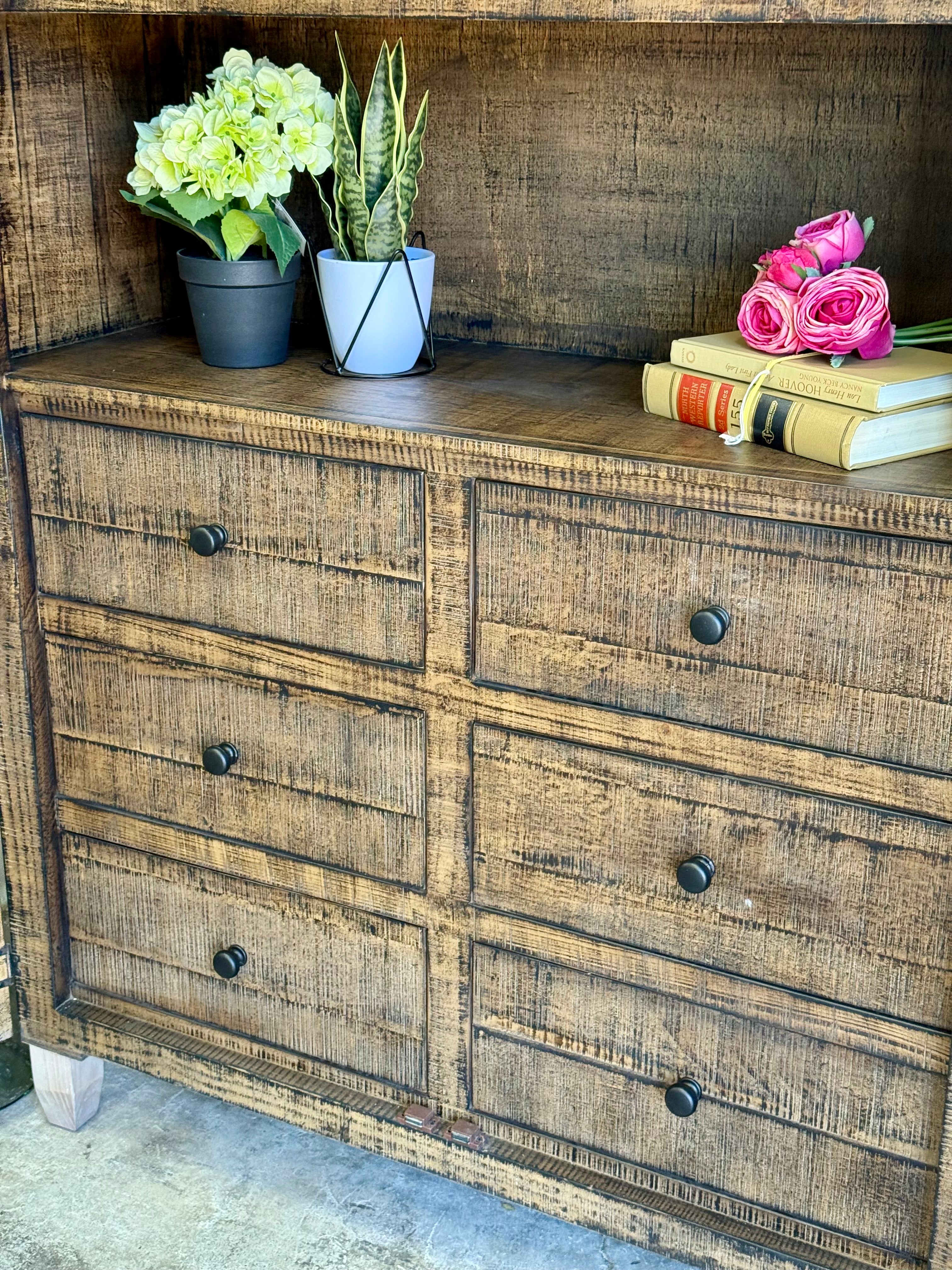 Melody Domed Vitrine-Soft Drift/Honeywood™