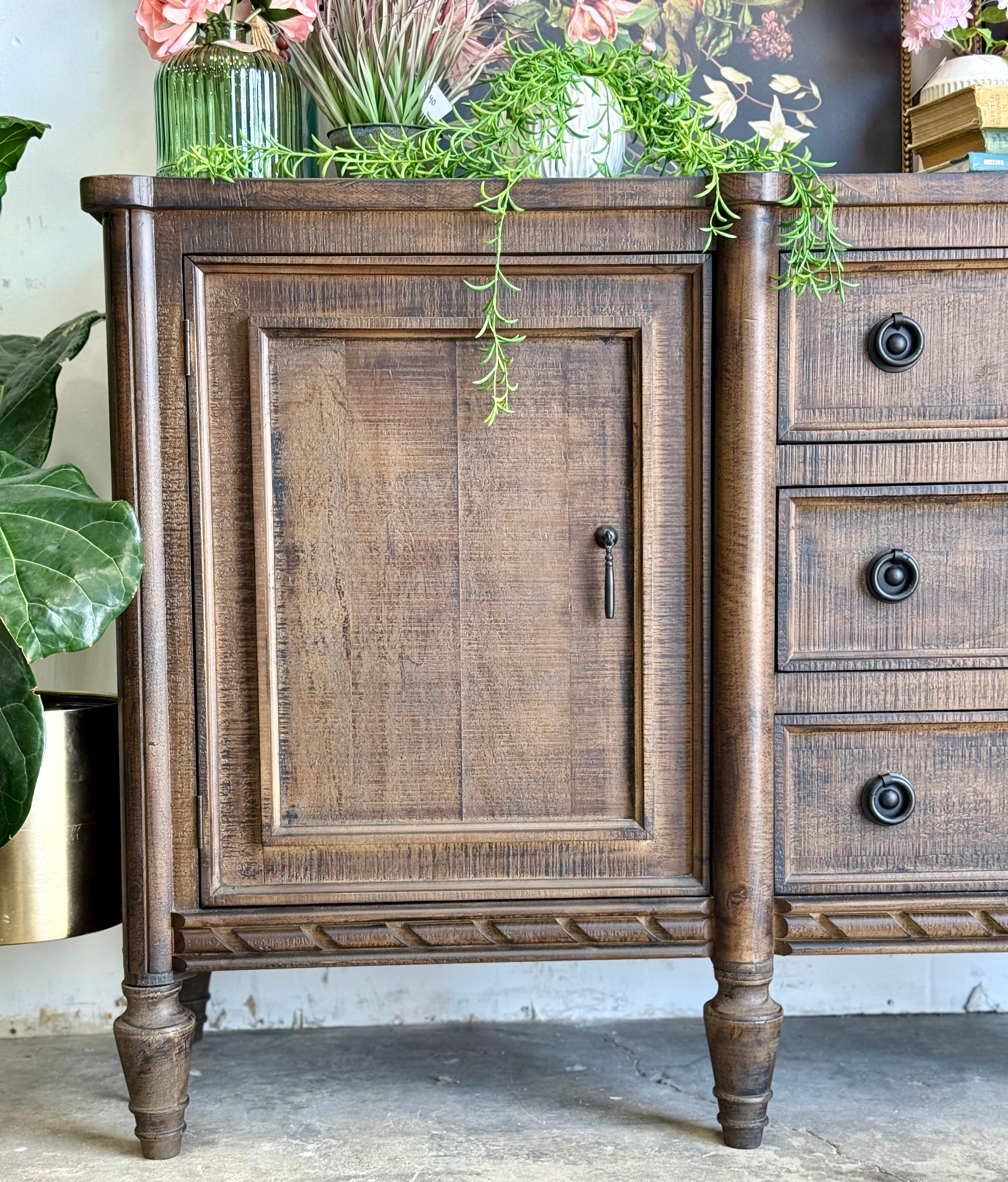 Juliette Console-Honeywood™