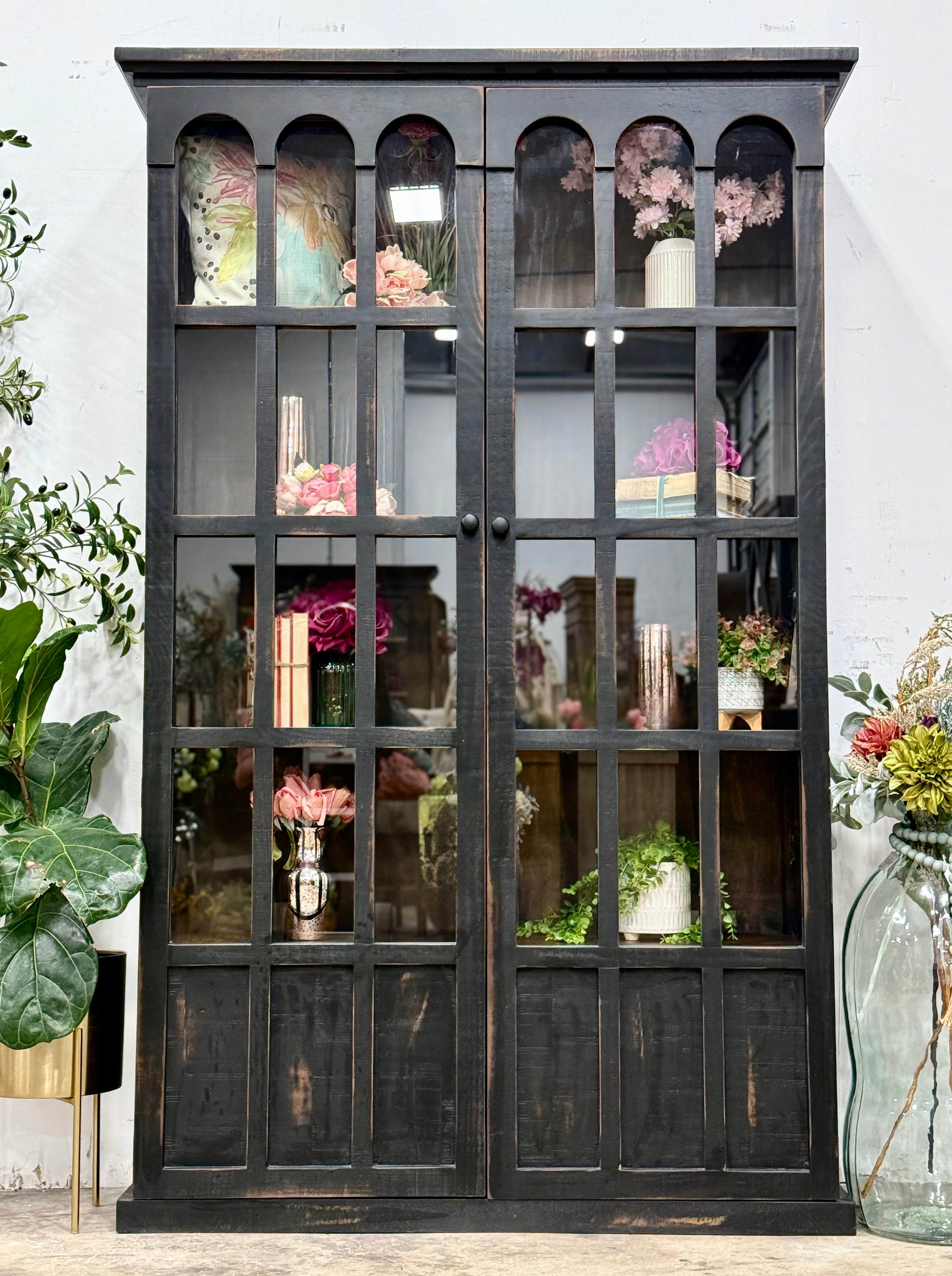 Gia Vitrine-Handrubbed Black/Sparrow