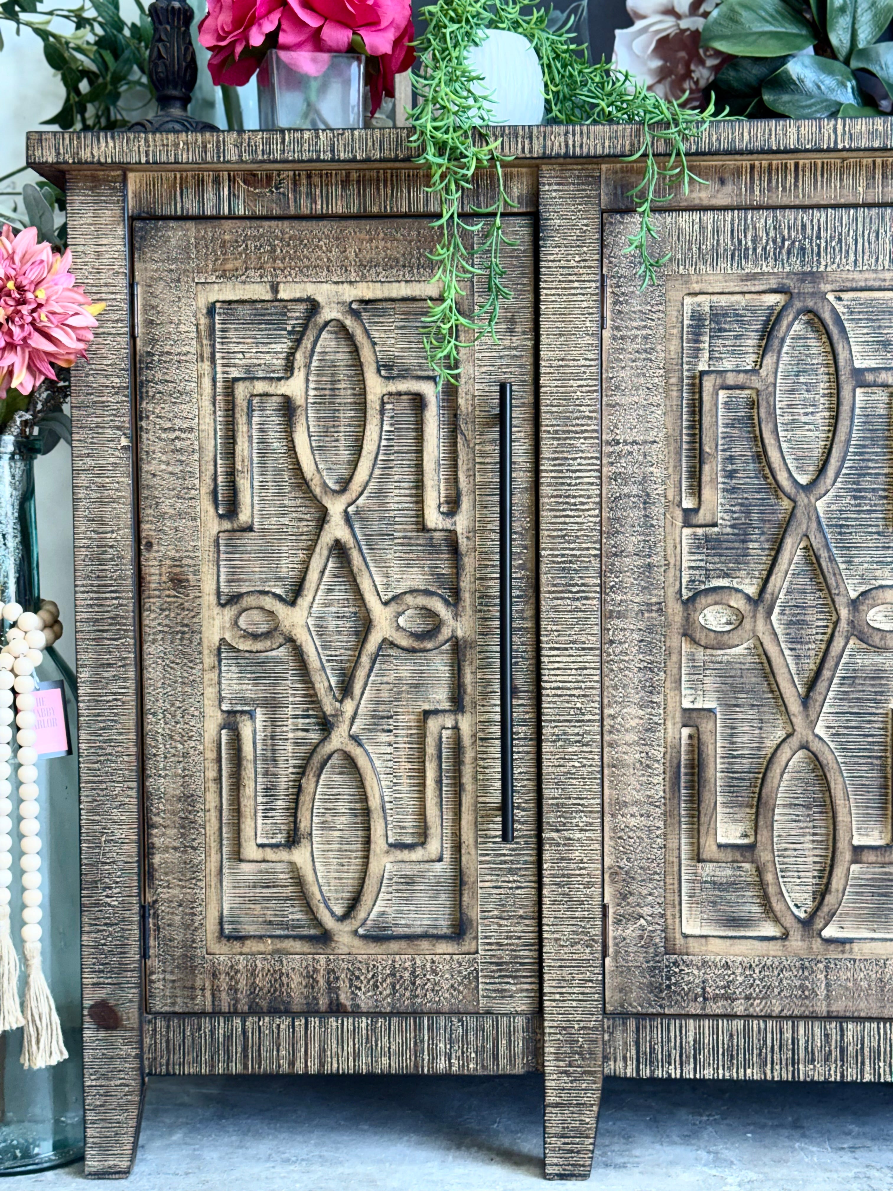 Ivy 4 Door Console-Amberwood