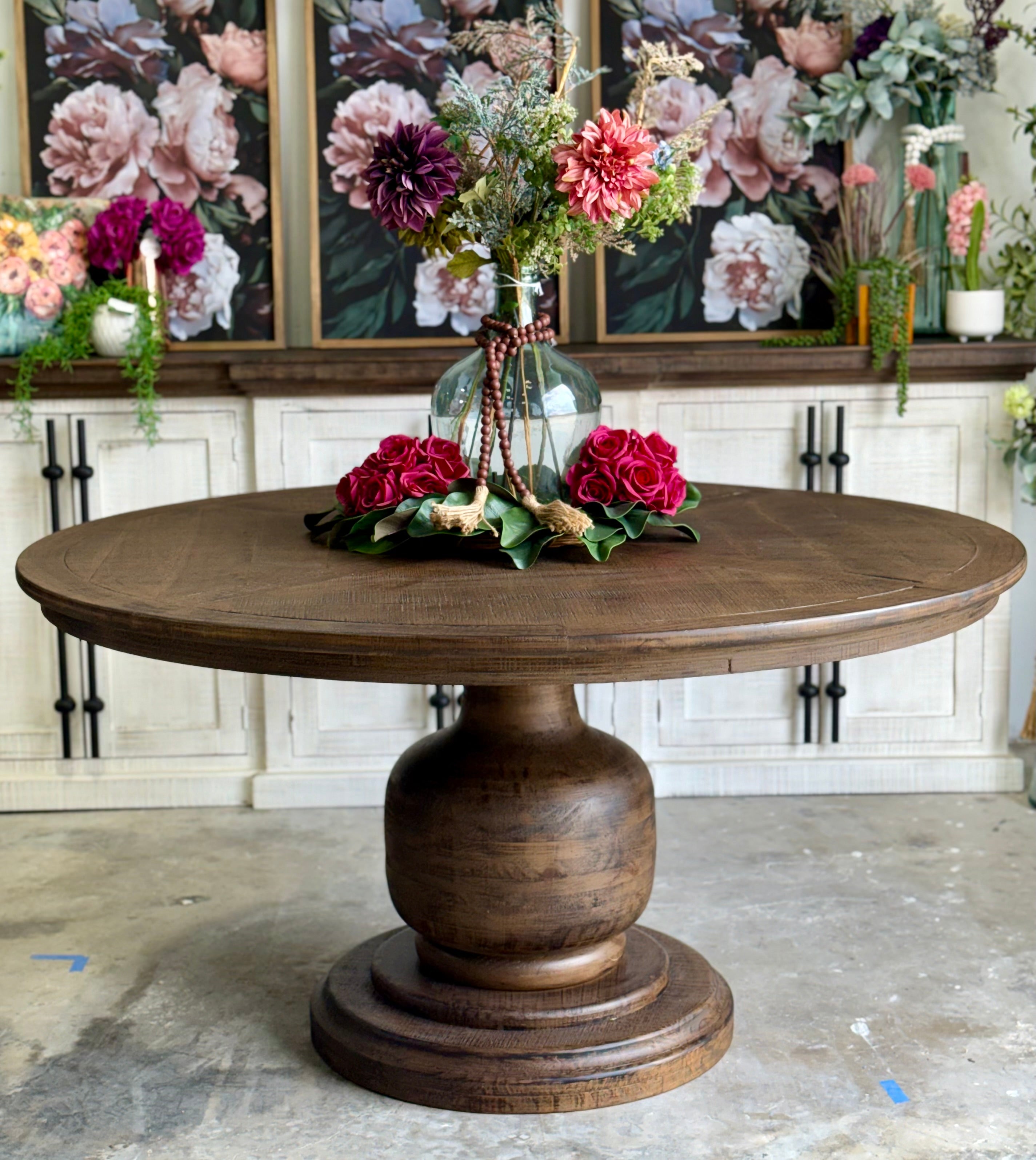 Lilly 60" Round Pedestal Dining Table-Honeywood™