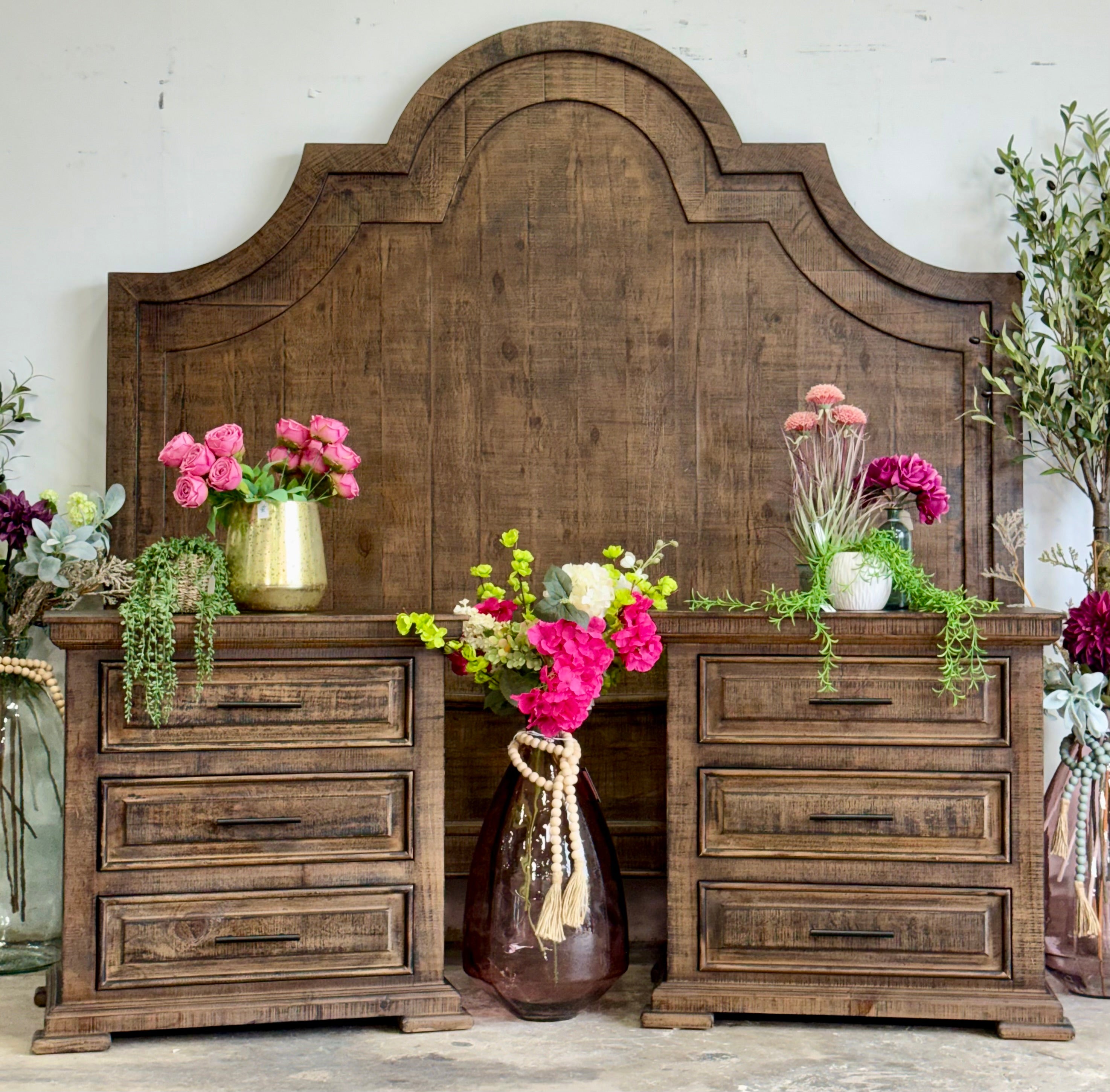 Jessica Nightstand-Honeywood™
