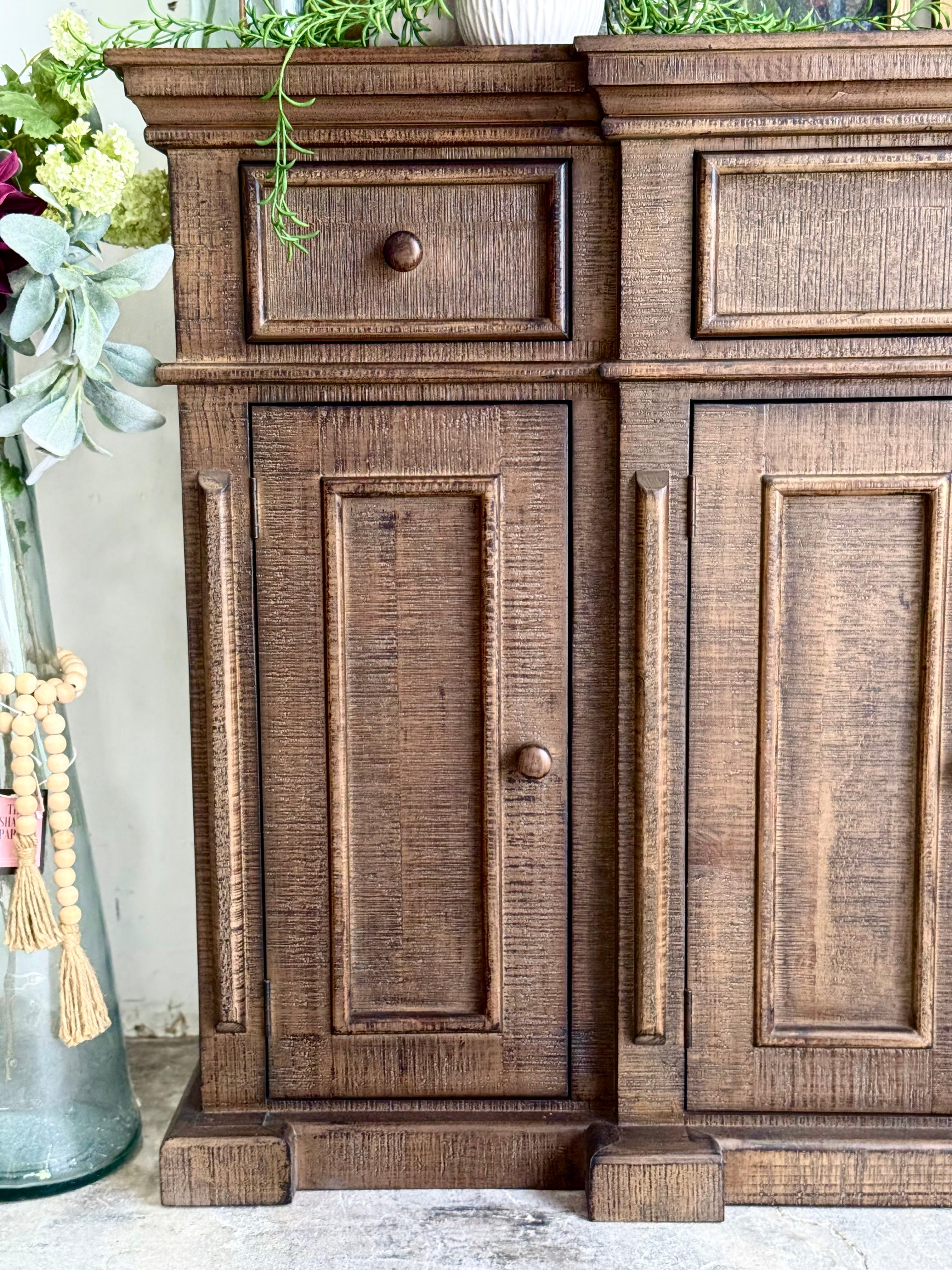 Lindsey 4-Door Console-Honeywood™