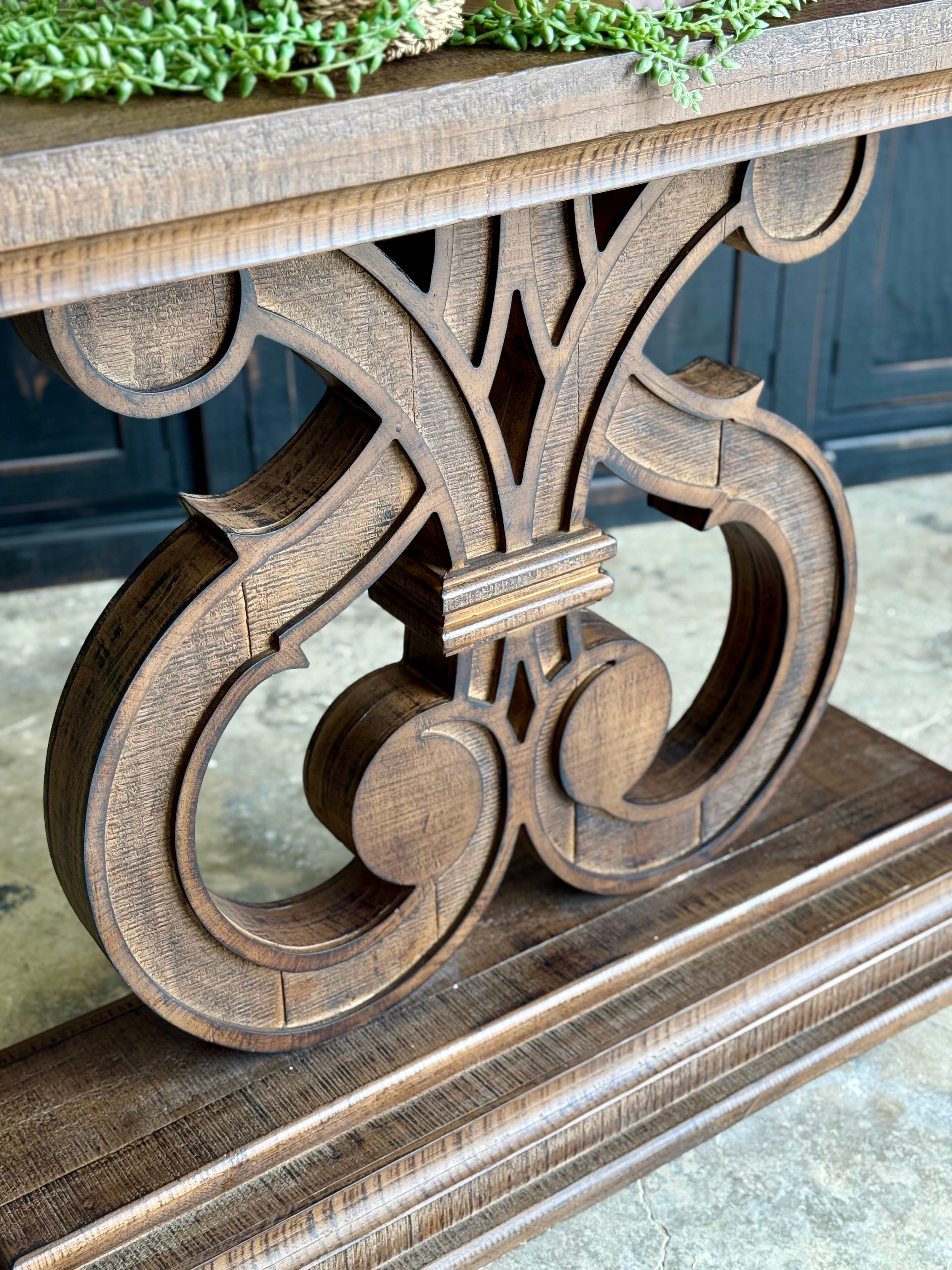 Harp Entryway-Honeywood™