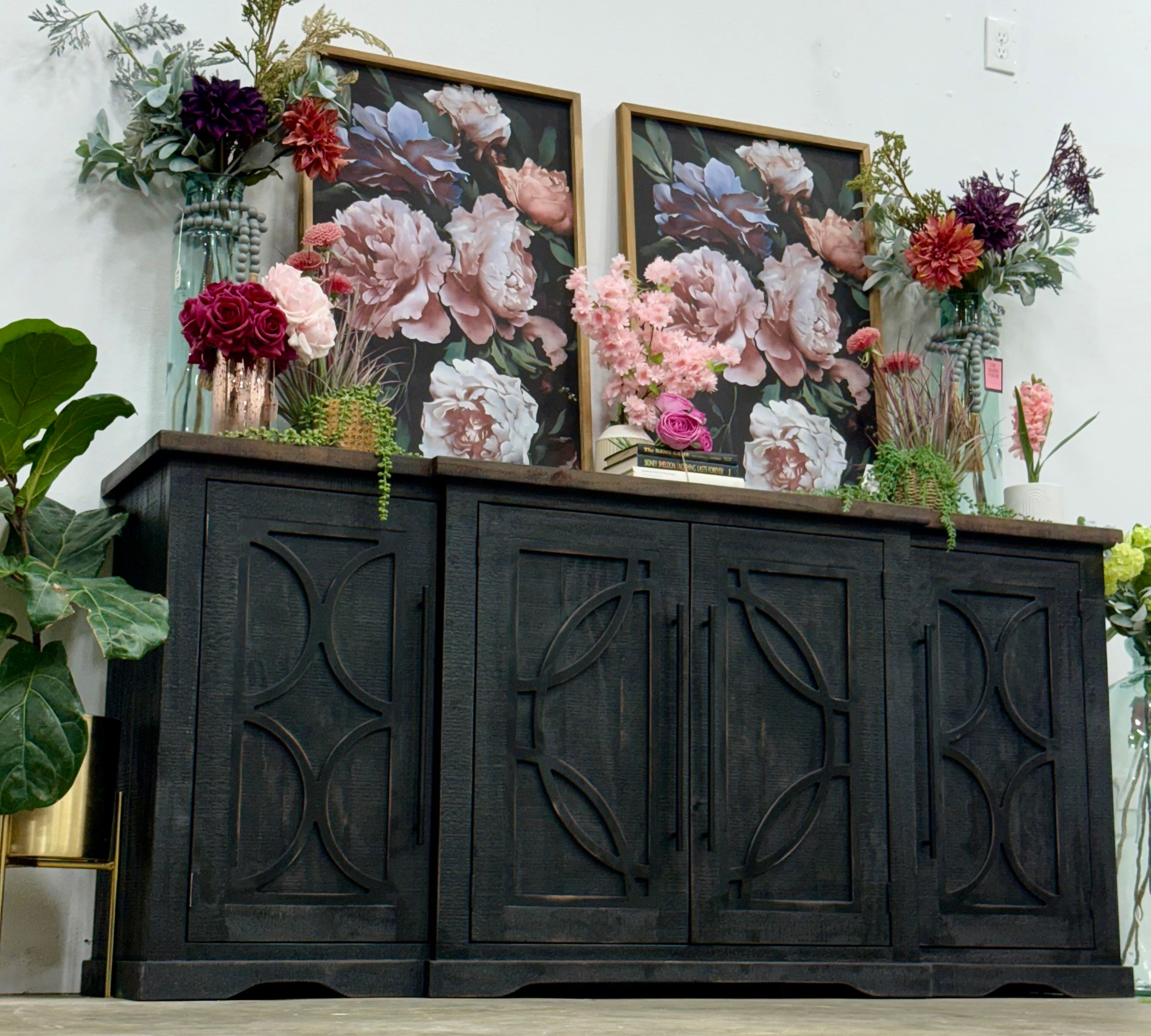 Circle Door Console-Handrubbed Black/Honeywood™