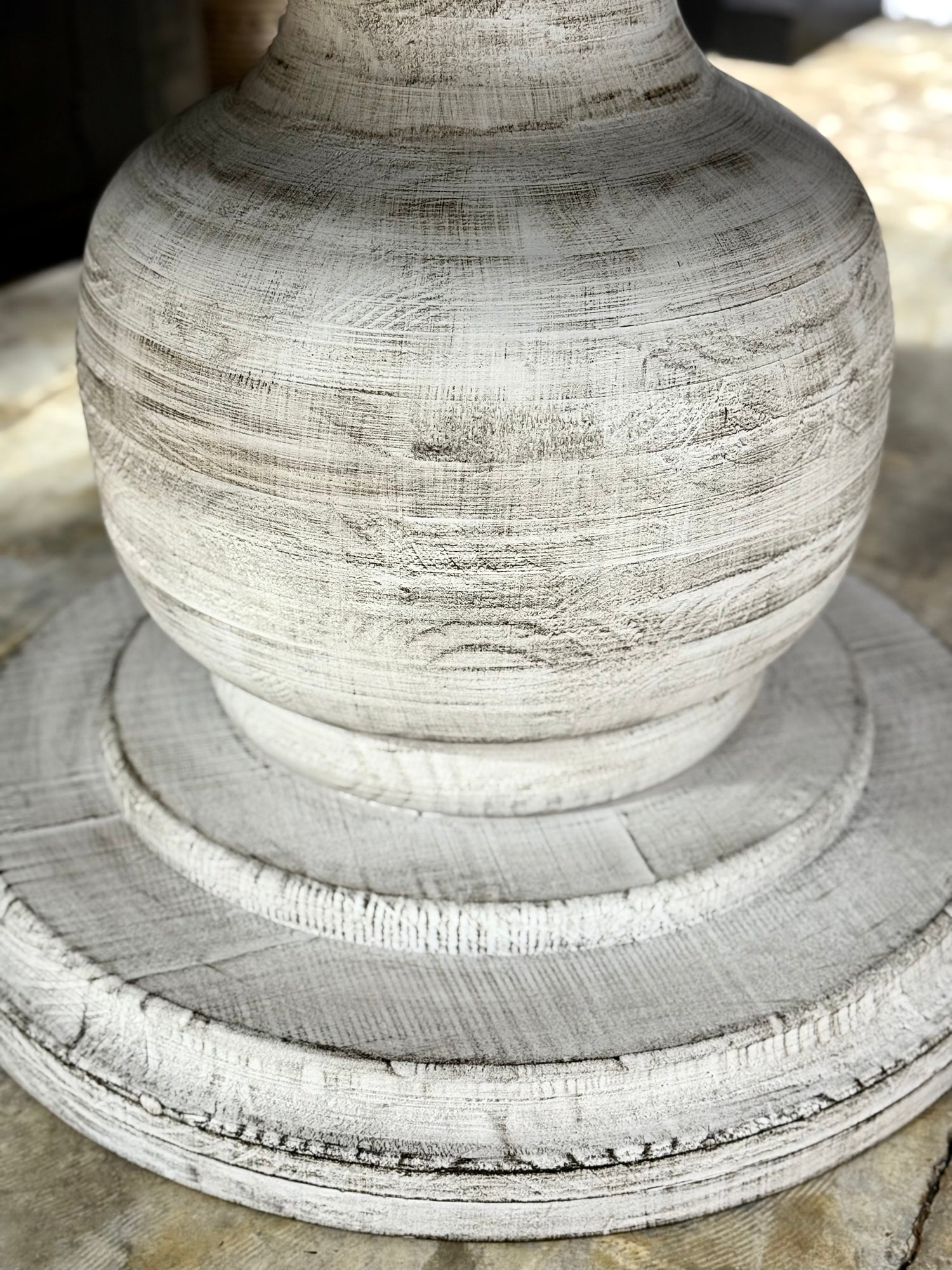 Lilly 60" Round Pedestal Dining Table-Toasted Wheat