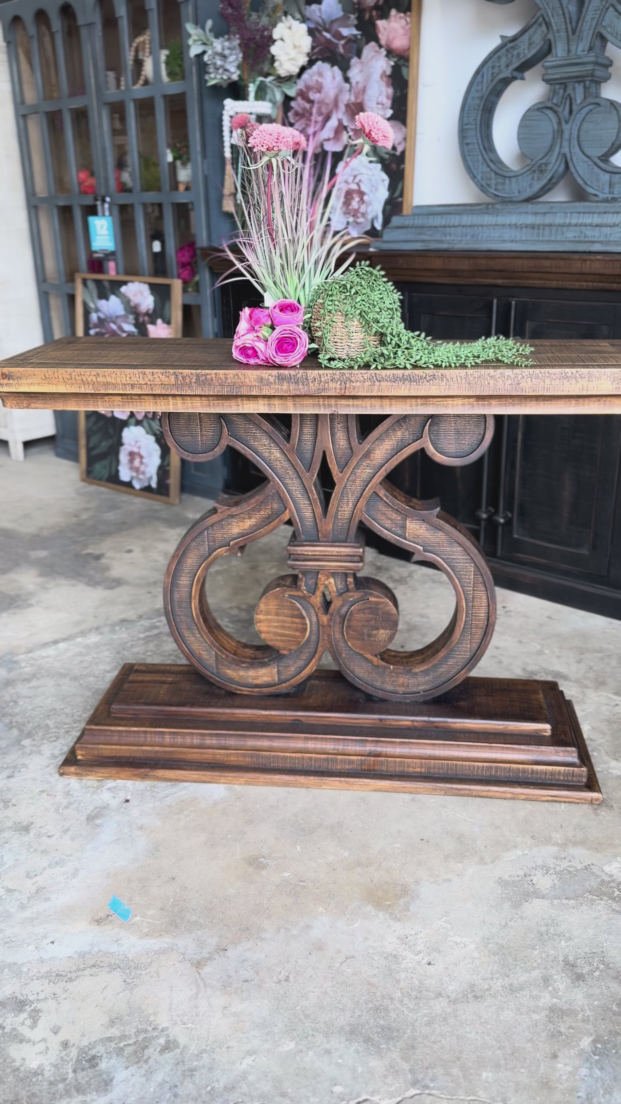Harp Entryway-Pecan