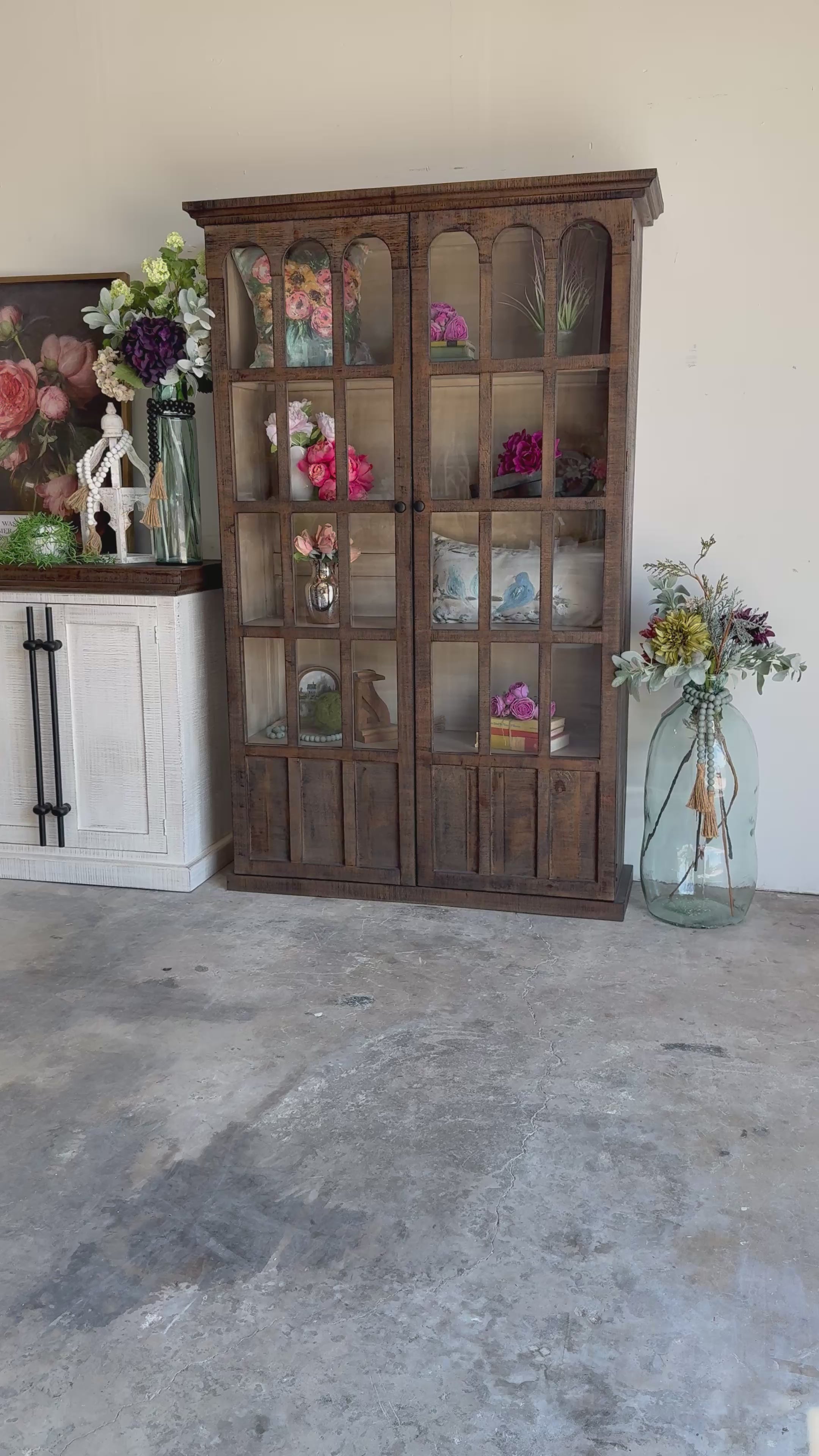 Gia Vitrine-Honeywood/Dove