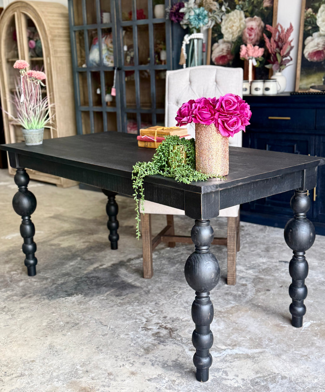 Sophie Desk-Handrubbed Black