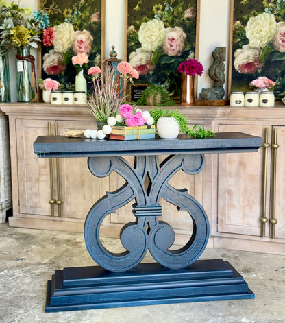 Harp Entryway-Deep Blue
