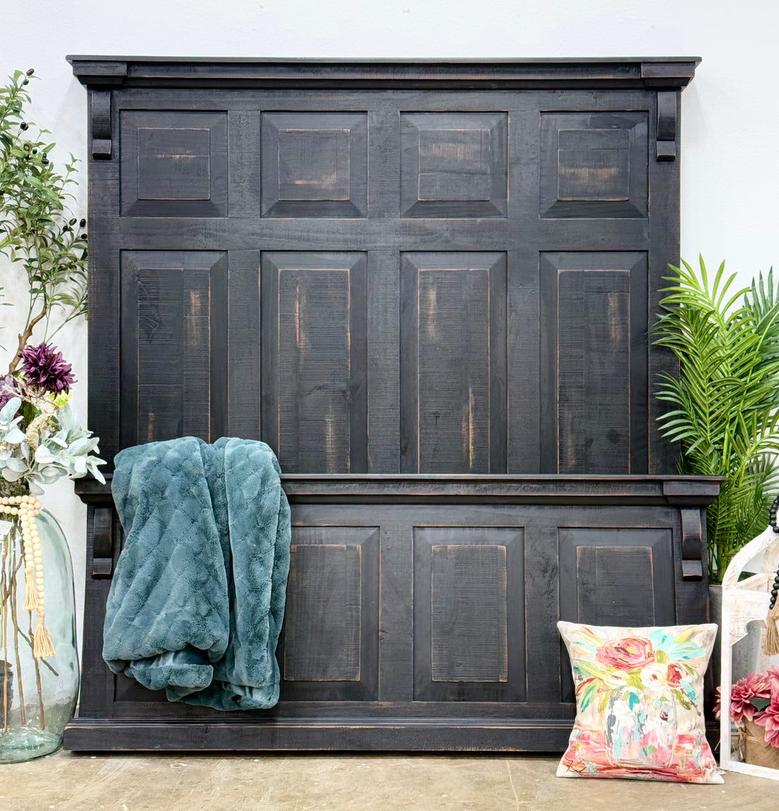 Jasmine Queen Bed-Handrubbed Black